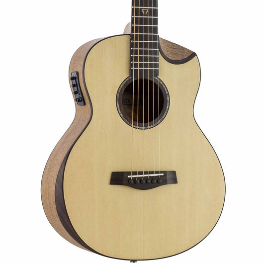 Traveler Guitar Redlands Concert - Spruce