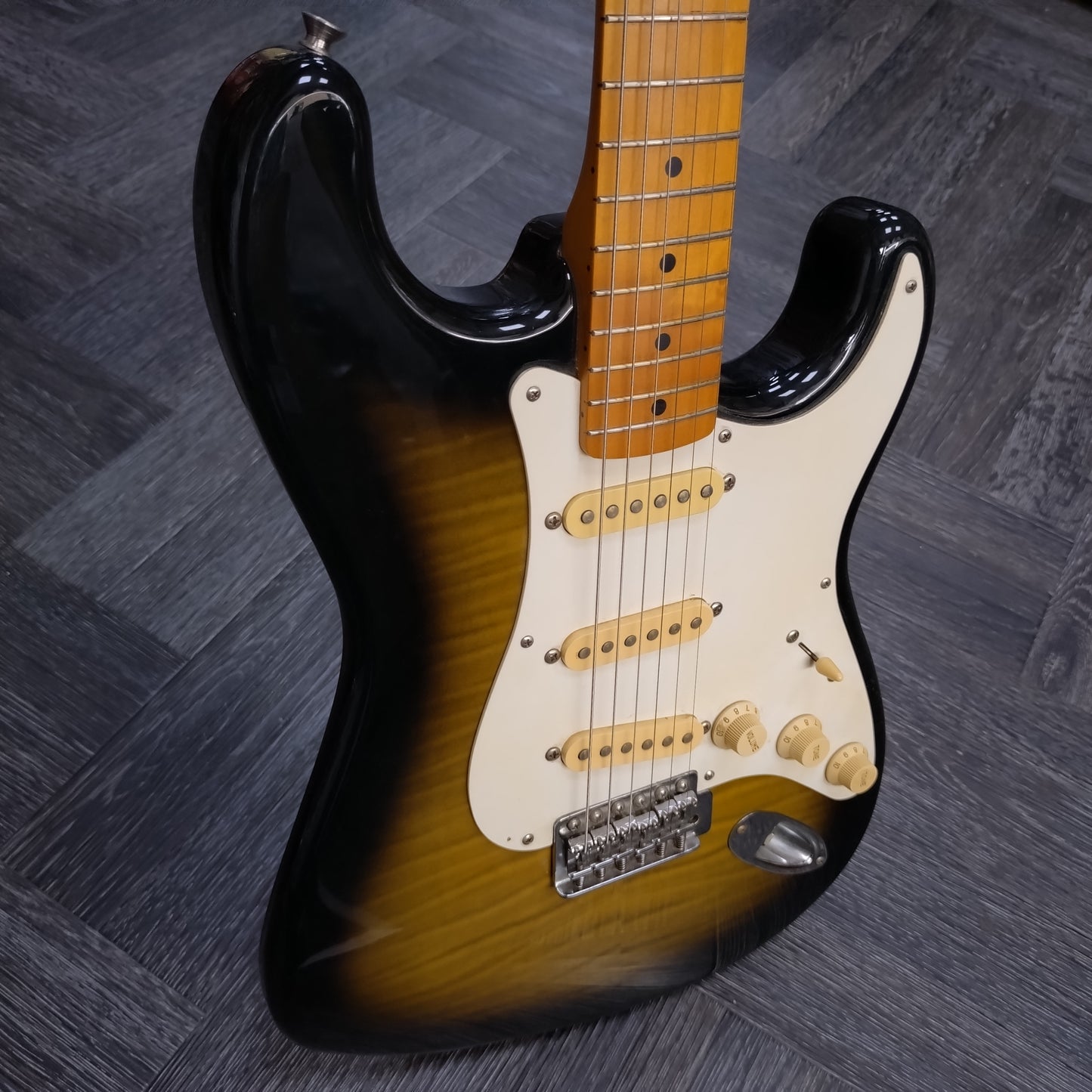 Fender Foto Flame Stratocaster ~ Green Burst [1994]