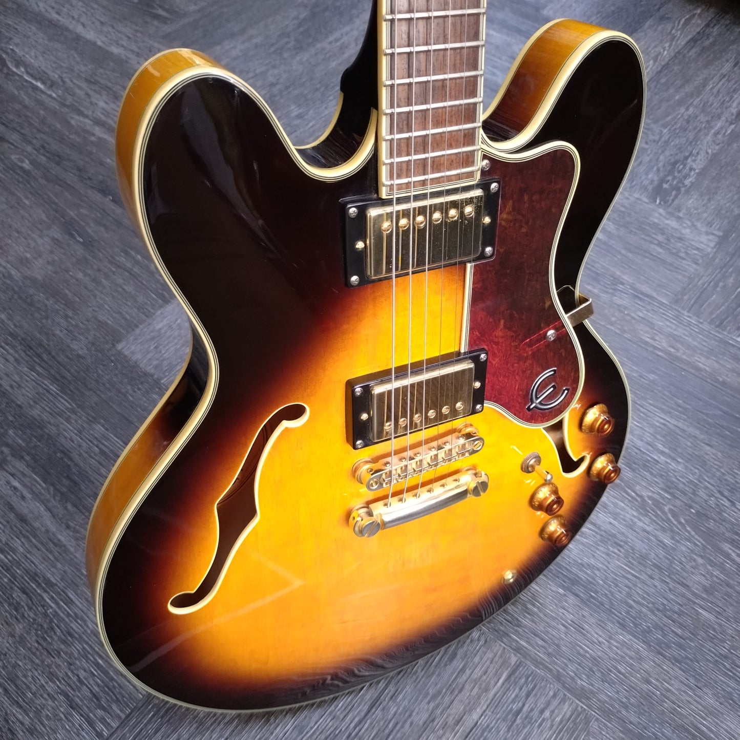 Epiphone Sheraton ii ~ Vintage Sunburst [2004]