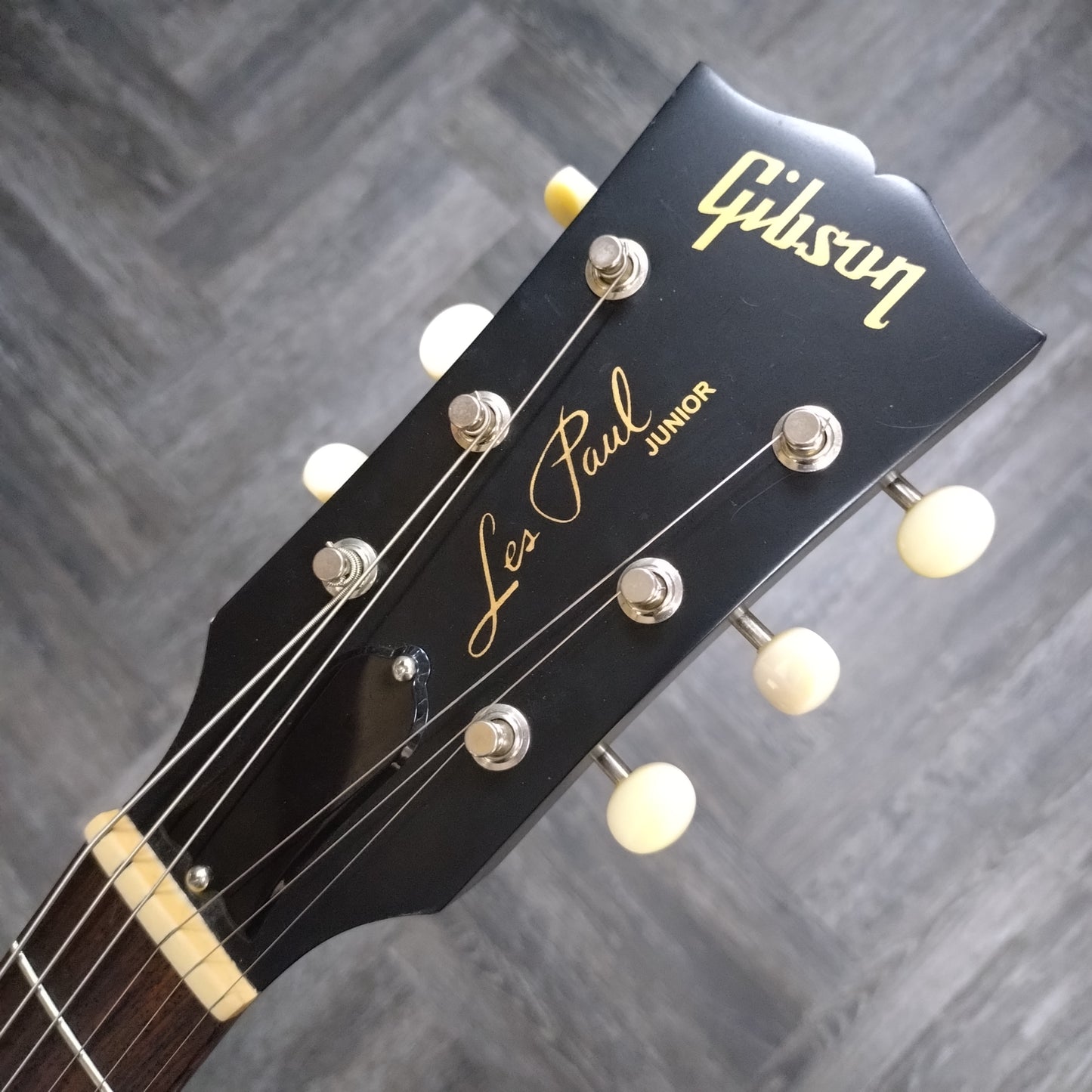 Gibson Les Paul Junior Tribute DC ~ Worn Ebony [2019]