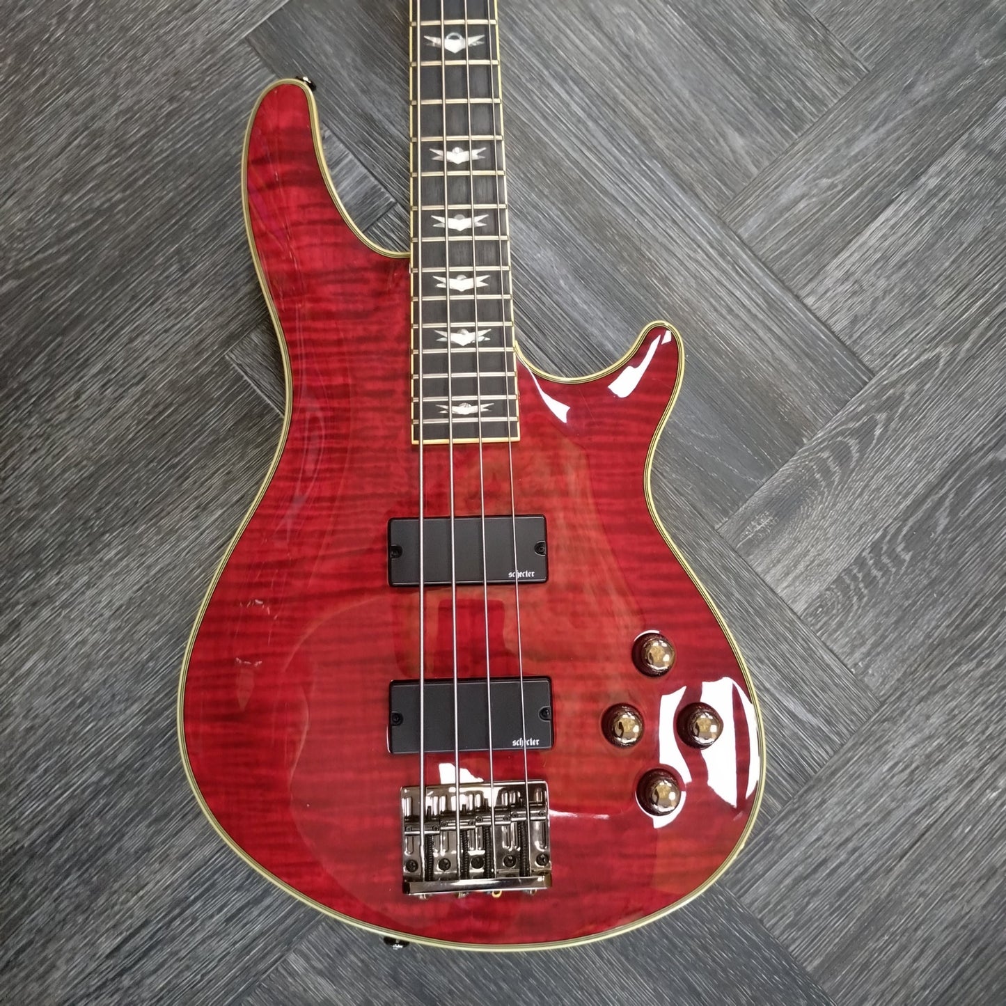 Schecter Omen Extreme-4 ~ Black Cherry [2018]