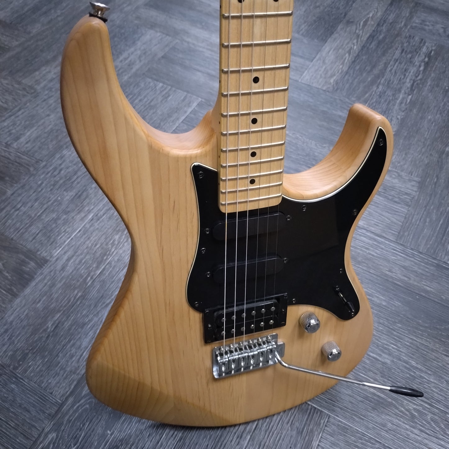 Yamaha Pacifica 112VMX ~ Yellow Natural Satin [2019]