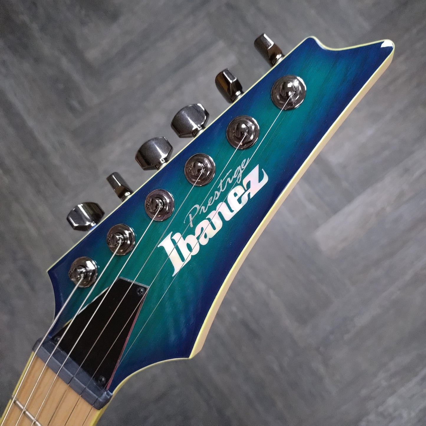 Ibanez Prestige RG652AHMFX ~ Nebula Green Burst [2024]