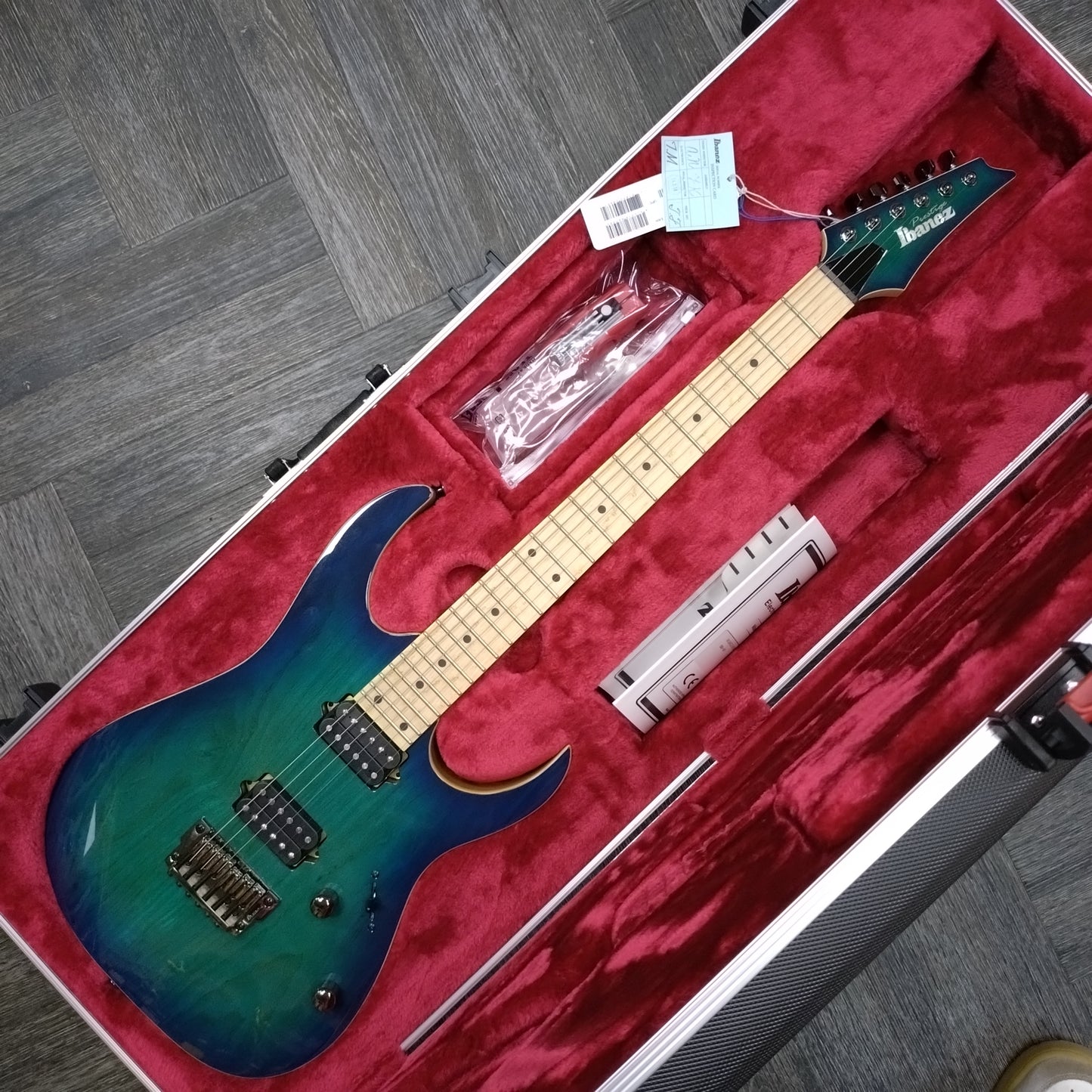 Ibanez Prestige RG652AHMFX ~ Nebula Green Burst [2024]