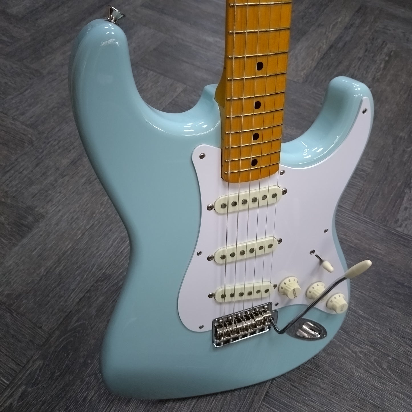 Fender Japan Traditional 50's Stratocaster ~ Daphne Blue [2018]