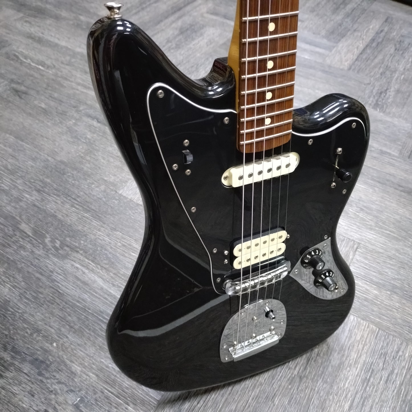 Fender Player Jaguar HS ~ Black [2021]