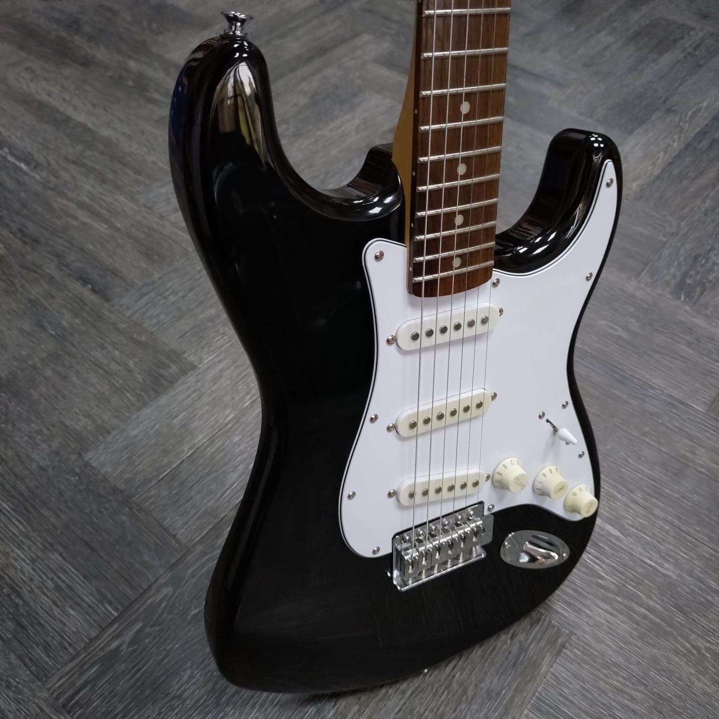 Squier Affinity Stratocaster ~ Black [2020]
