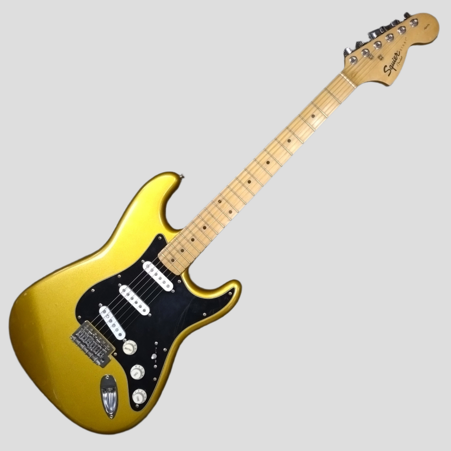 Squier Affinity Stratocaster ~ Aztec Gold [2003]