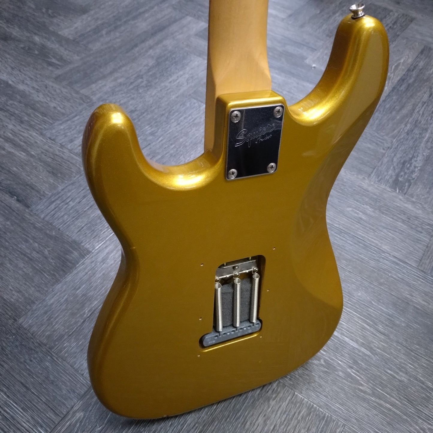 Squier Affinity Stratocaster ~ Aztec Gold [2003]
