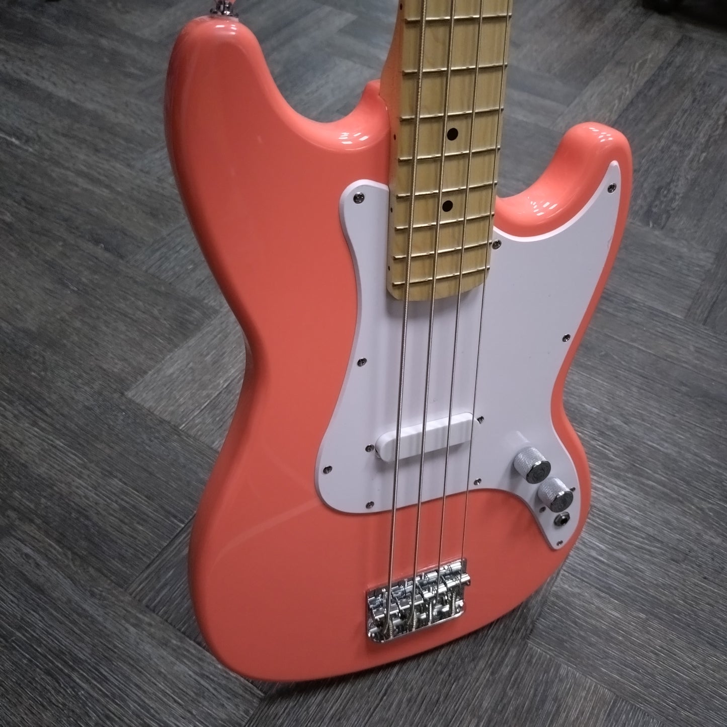 Squier Sonic Bronco Bass ~ Tahitian Coral [2023]