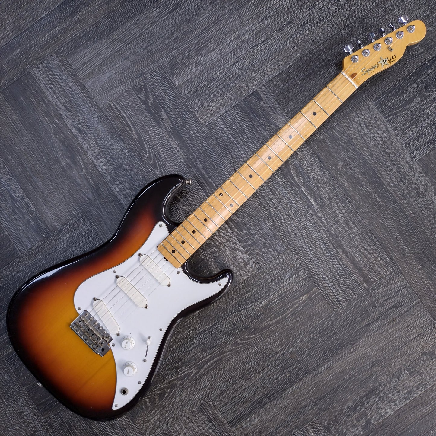 Squier Japan Bullet 1 ~ 2-Tone Sunburst [1983]