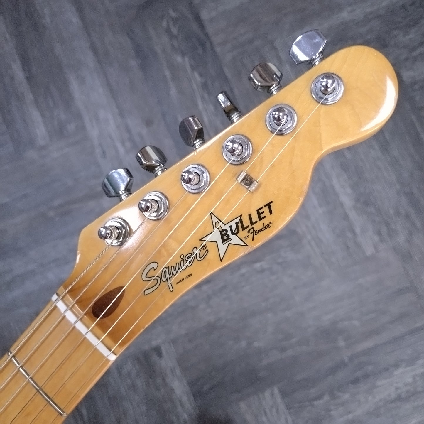 Squier Japan Bullet 1 ~ 2-Tone Sunburst [1983]