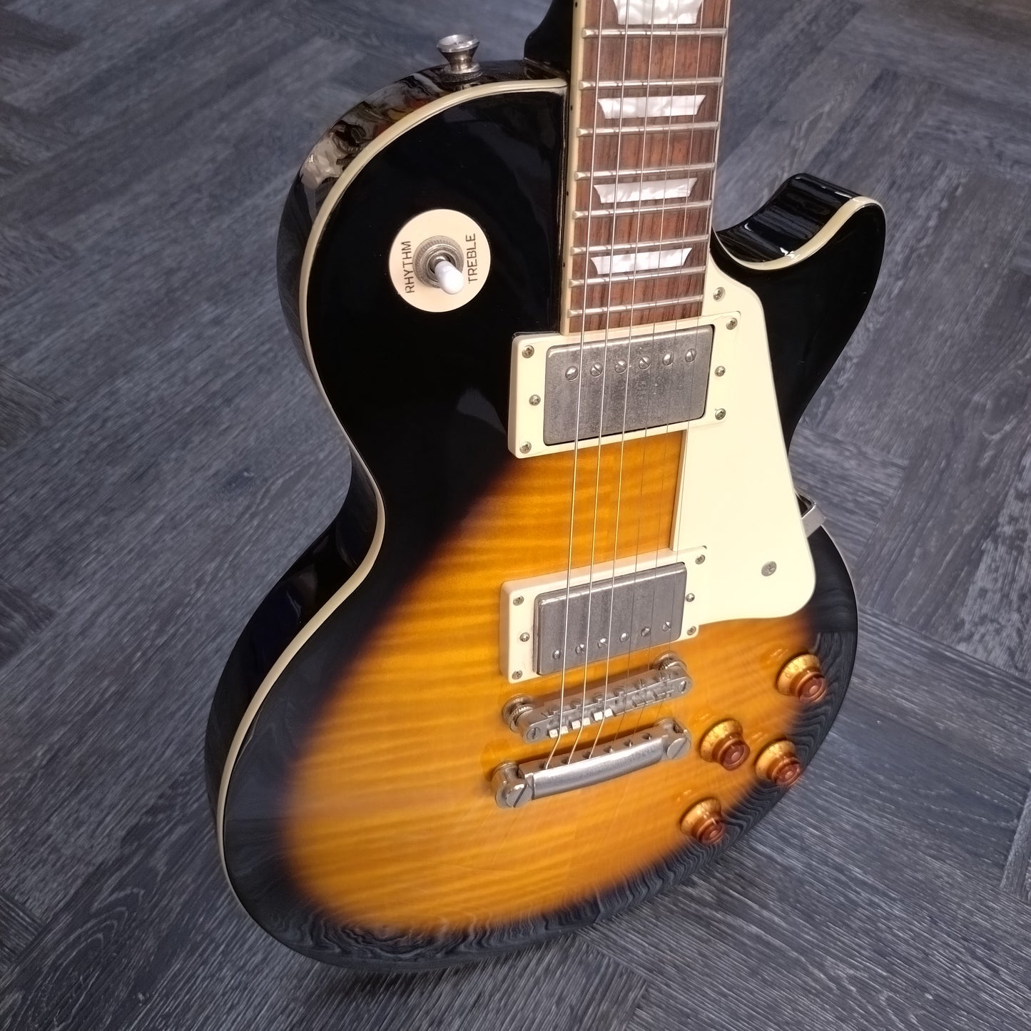 Epiphone Les Paul Standard Plus Top ~ Vintage Sunburst [2009]