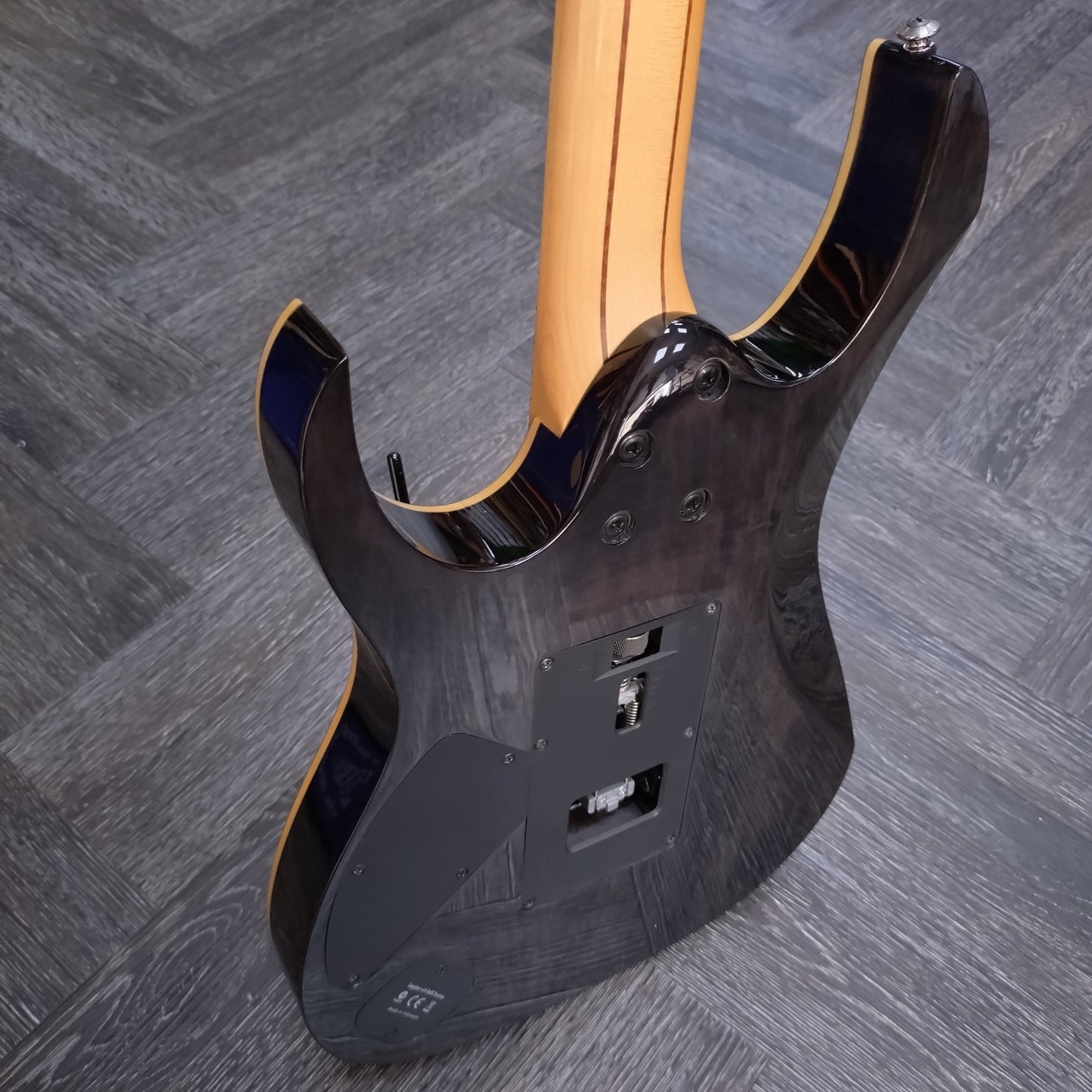 Ibanez Premium RG870QMZ ~ Ice Black [2011]