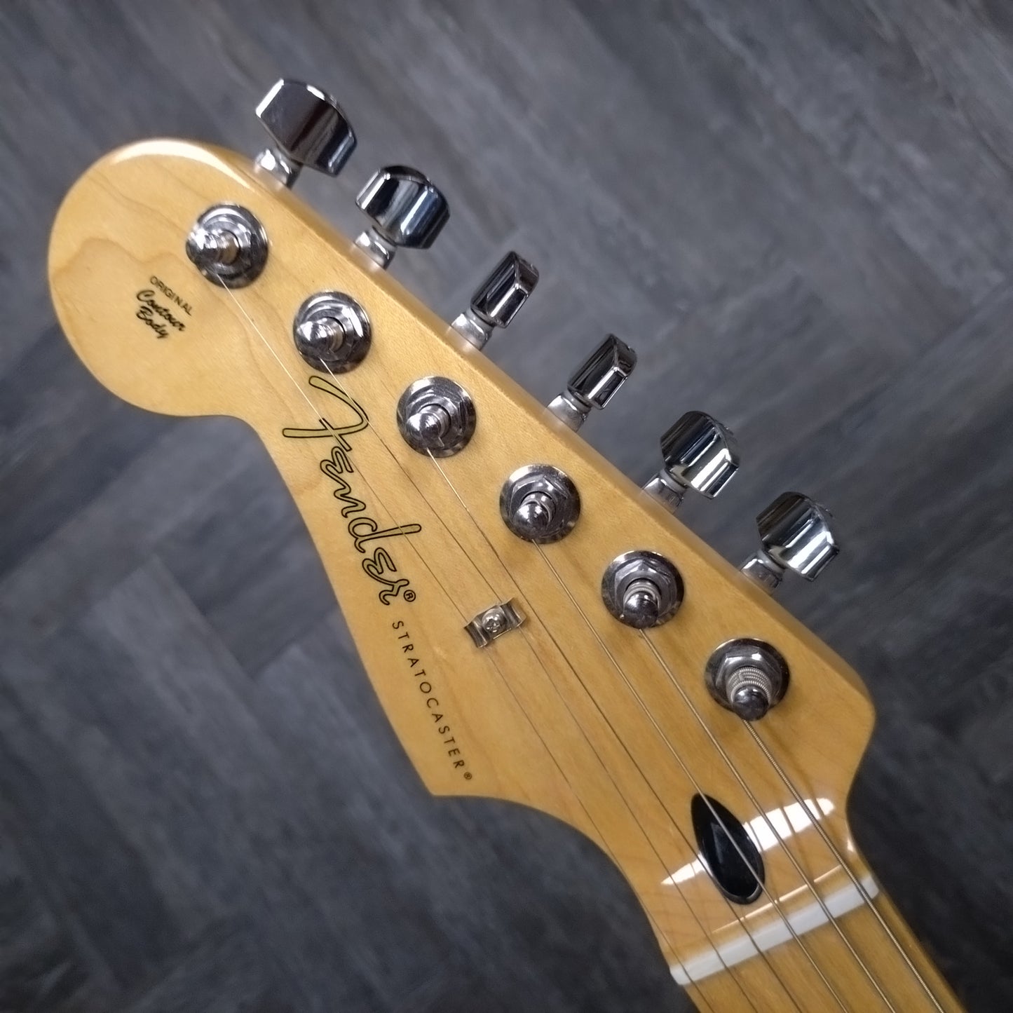 Fender Player Stratocaster Left-Handed ~ Polar White [2019]