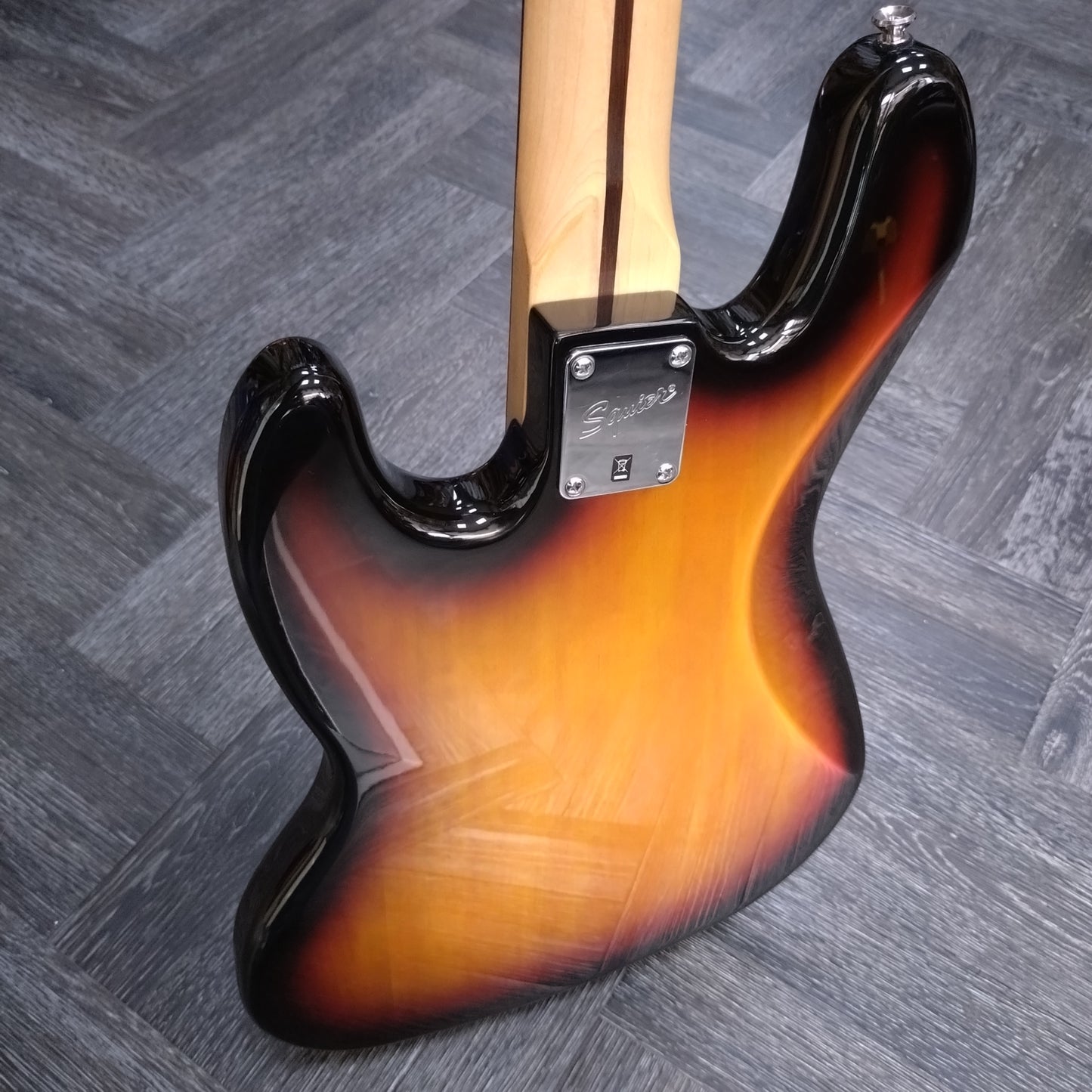 Squier Vintage Modified Jazz Bass ~ 3 Colour Sunburst [2012]