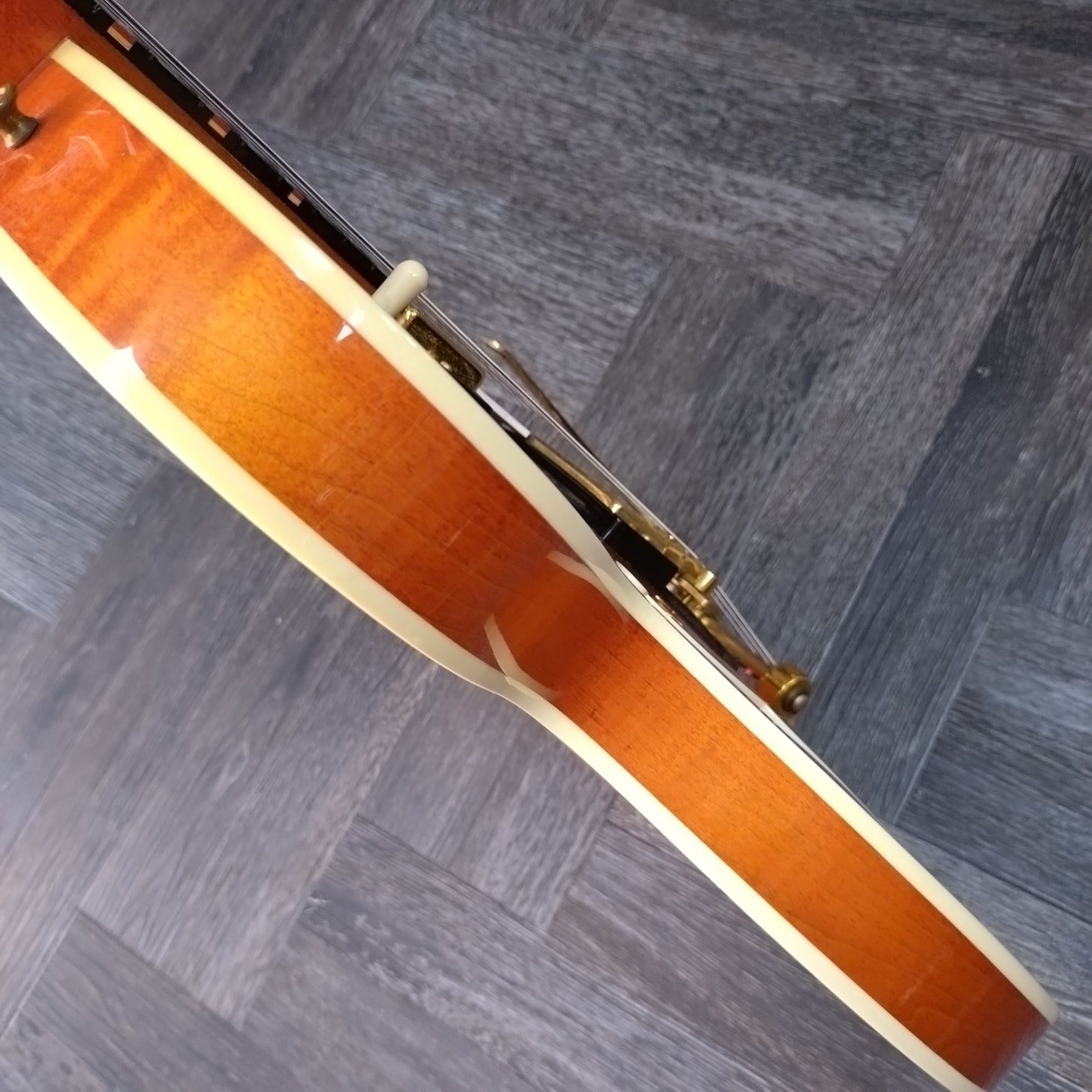 Gibson Chet Atkins Country Gentleman ~ Sunrise Orange [1989]
