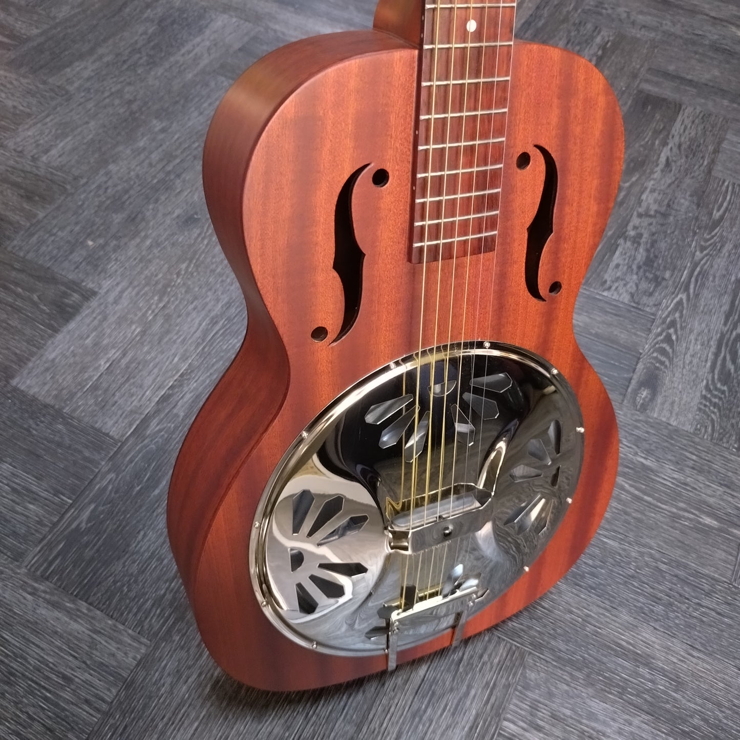 Gretsch G9200 Boxcar Round-Neck Resonator [2022]