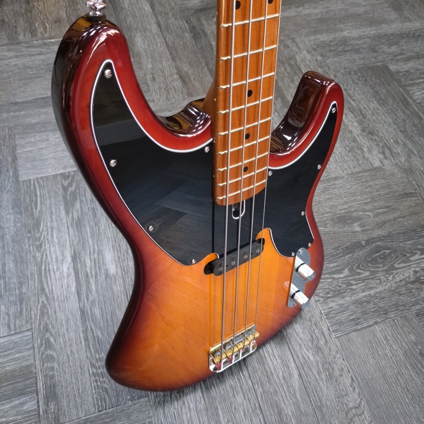Sire Marcus Miller D5 Alder-4 ~ Tobacco Sunburst [2021]