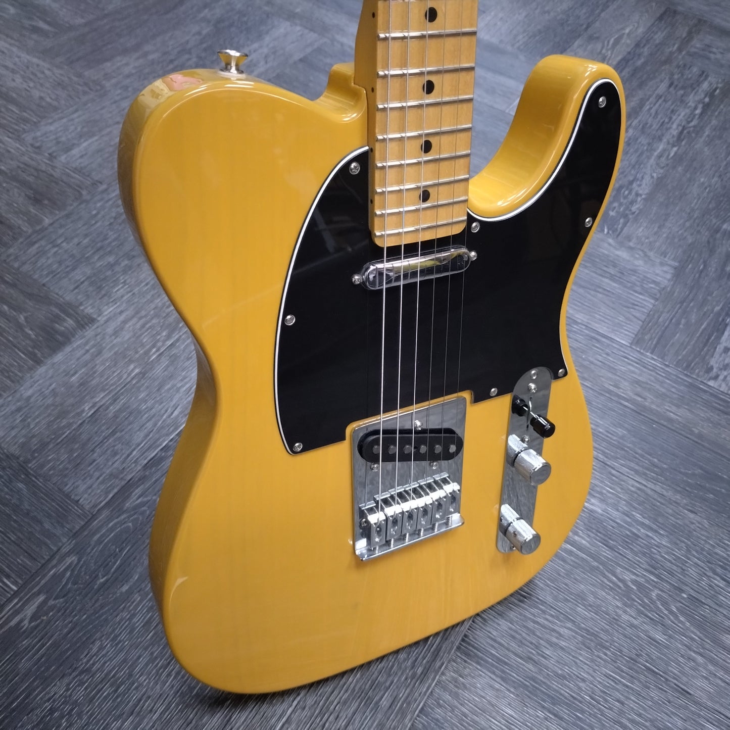 Fender Player Telecaster ~ Butterscotch Blonde [2019]