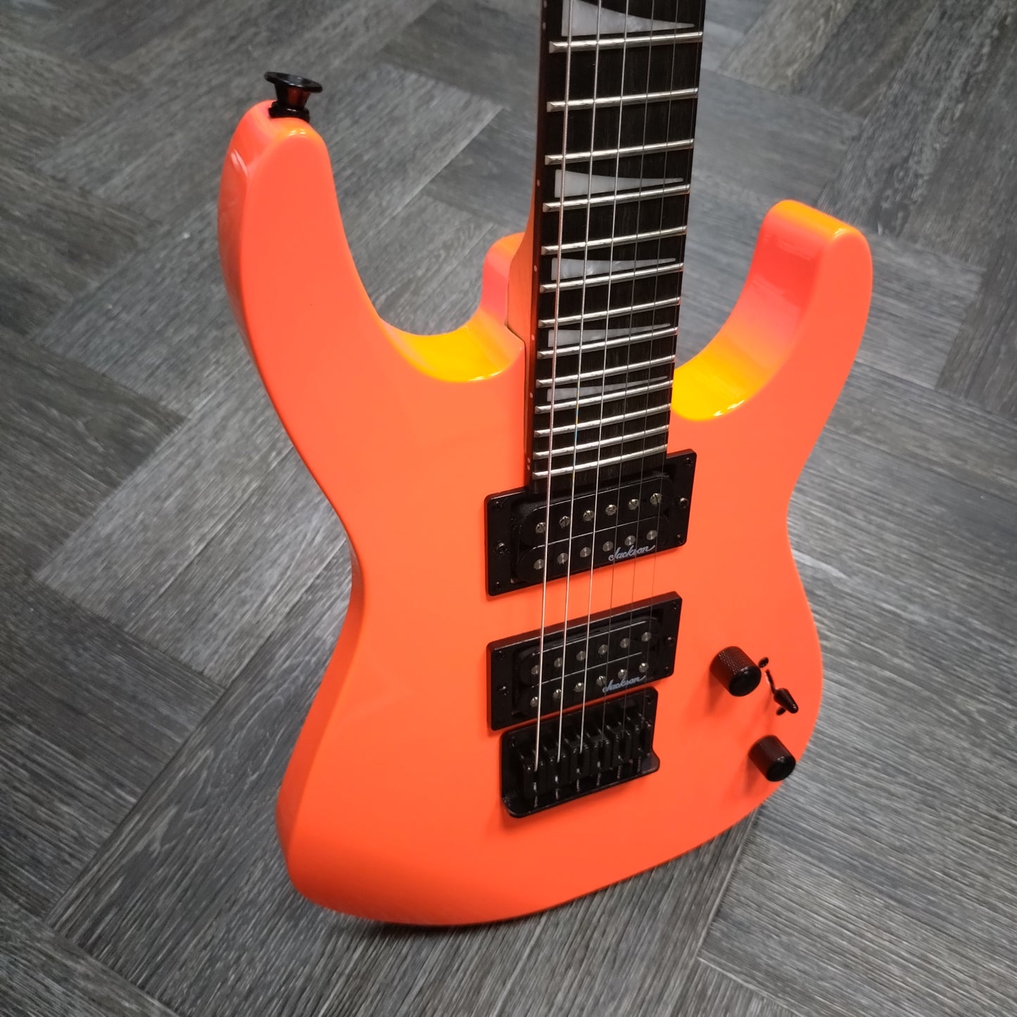 Jackson Dinky® Minion JS1X ~ Safety Orange [2025]