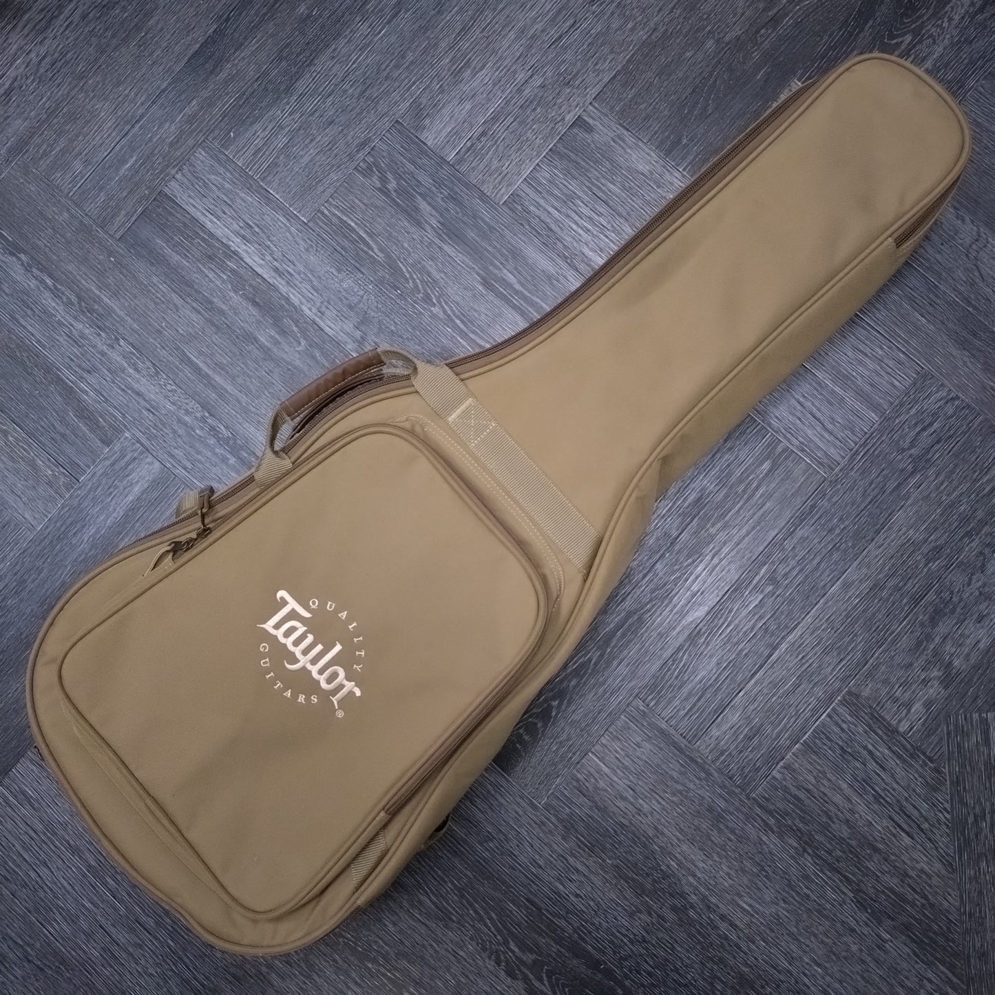 Taylor Big Baby BBT Acoustic ~ Natural [2023]