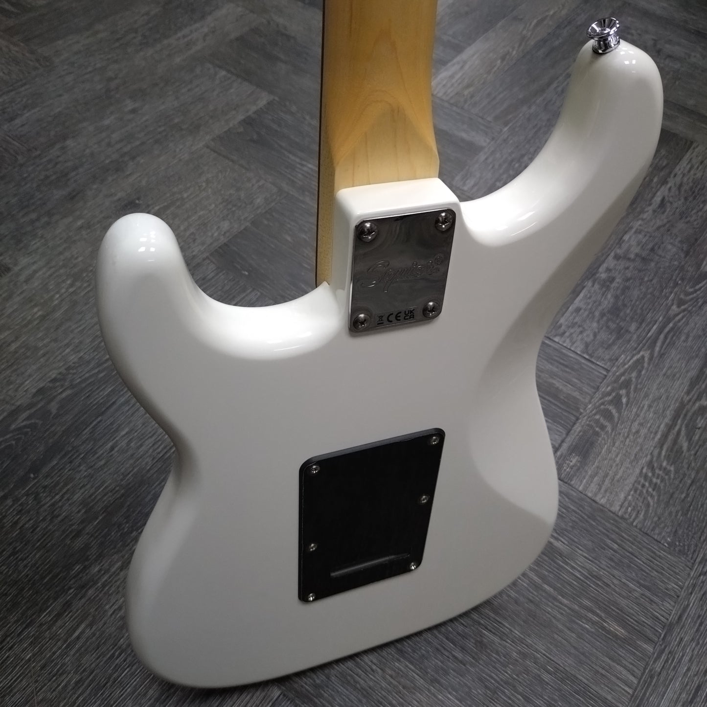 Squier Sonic Stratocaster HSS ~ Polar White [2025]