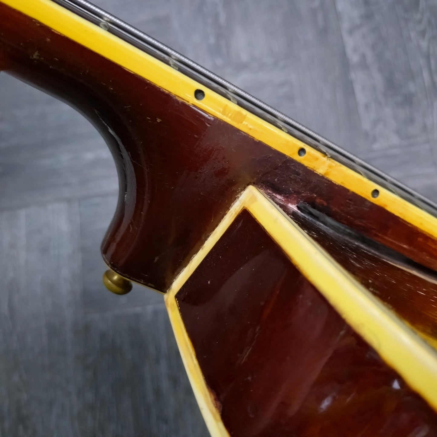 Hofner President Bass ~ Brunette Sunburst [1964]