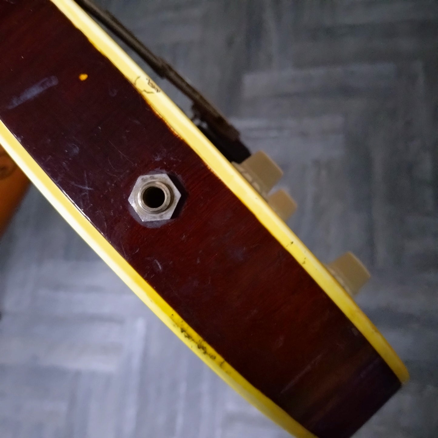 Hofner President Bass ~ Brunette Sunburst [1964]