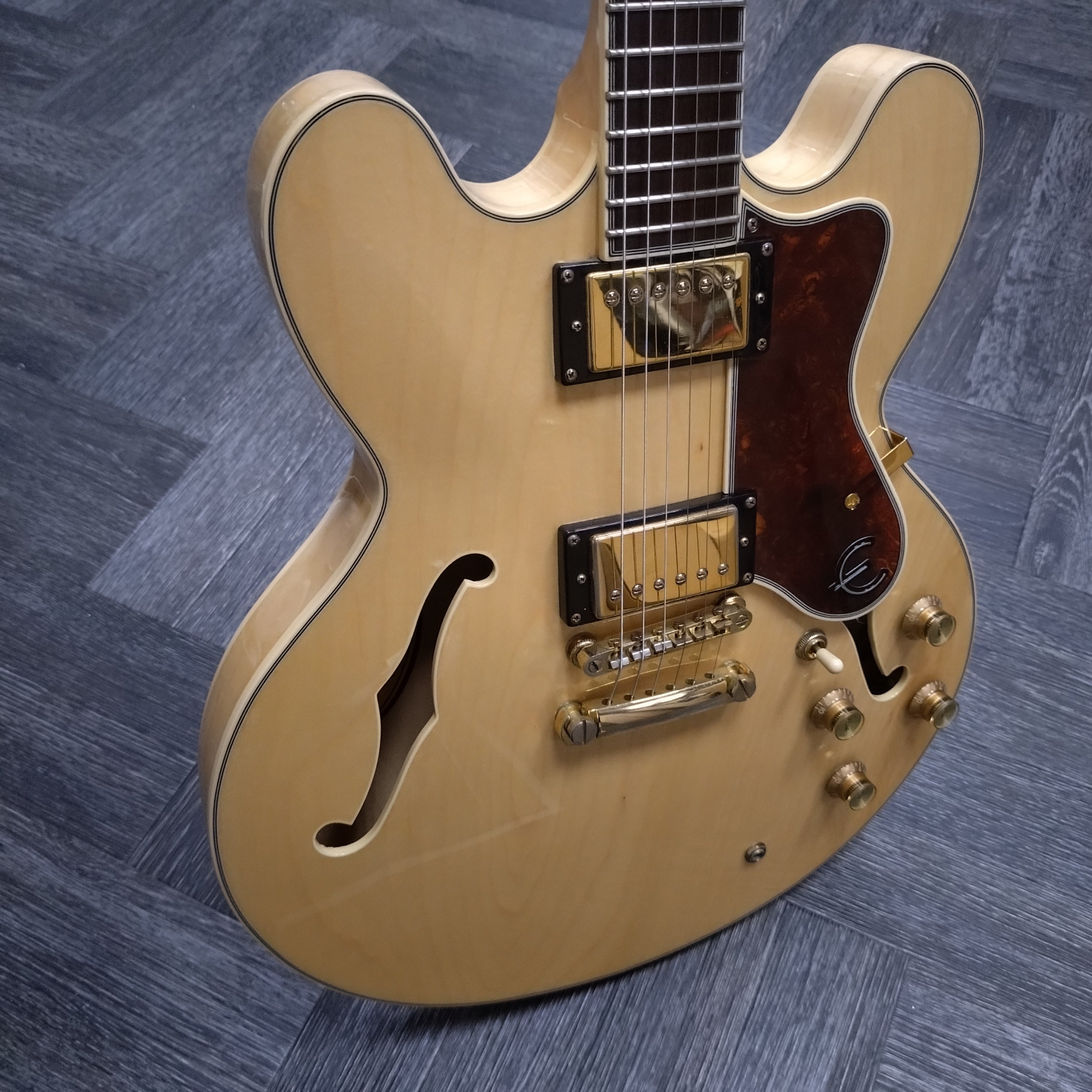 Epiphone Sheraton II Pro ~ Natural [2017] – Joanie's Music