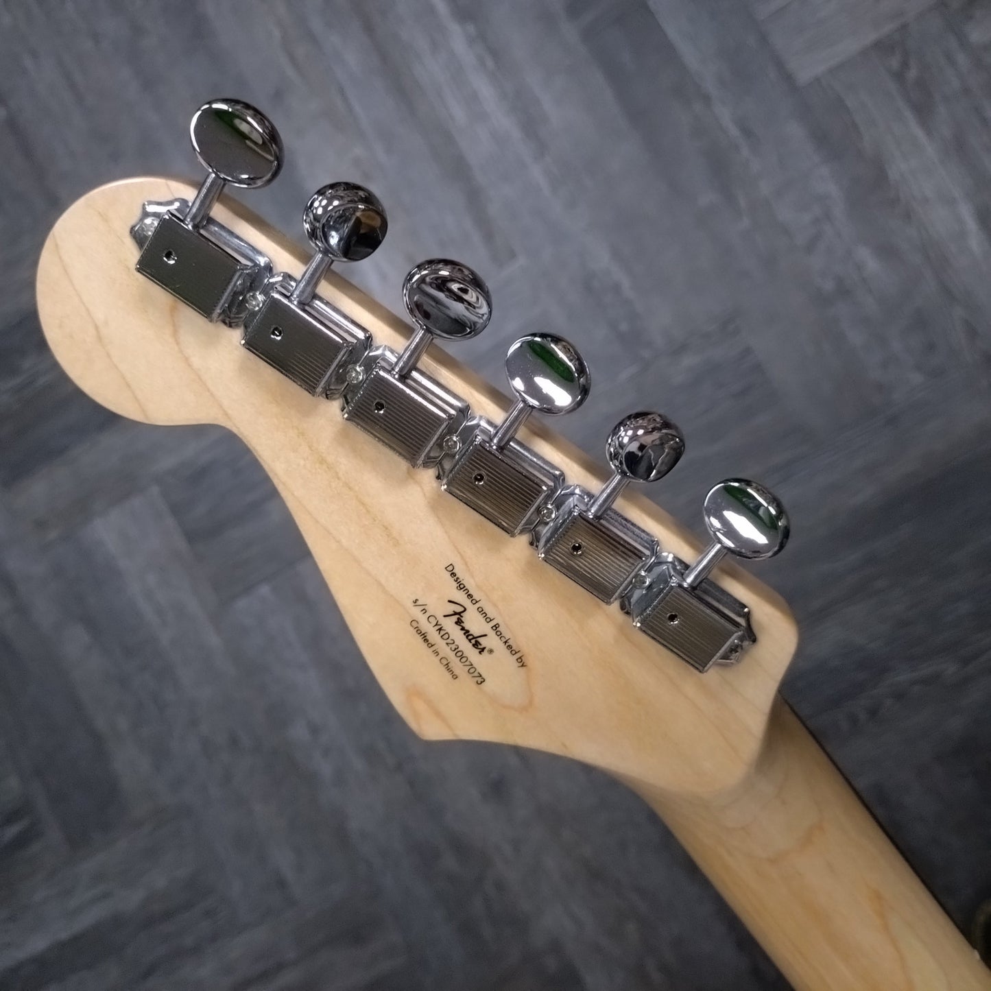 Squier Paranormal Custom Nashville Stratocaster ~ Chocolate 2-Colour Sunburst [2023]