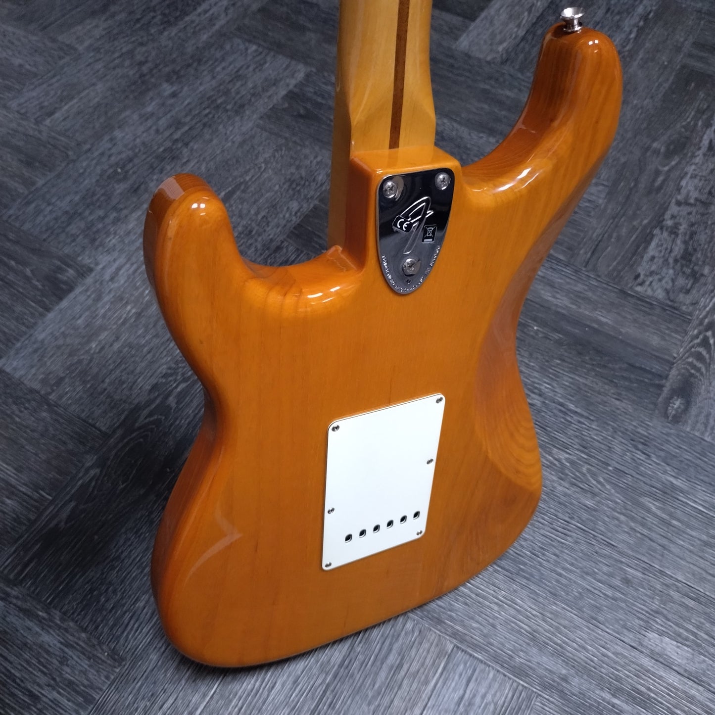 Fender Vintera 70's Stratocaster ~ Aged Natural [2019]