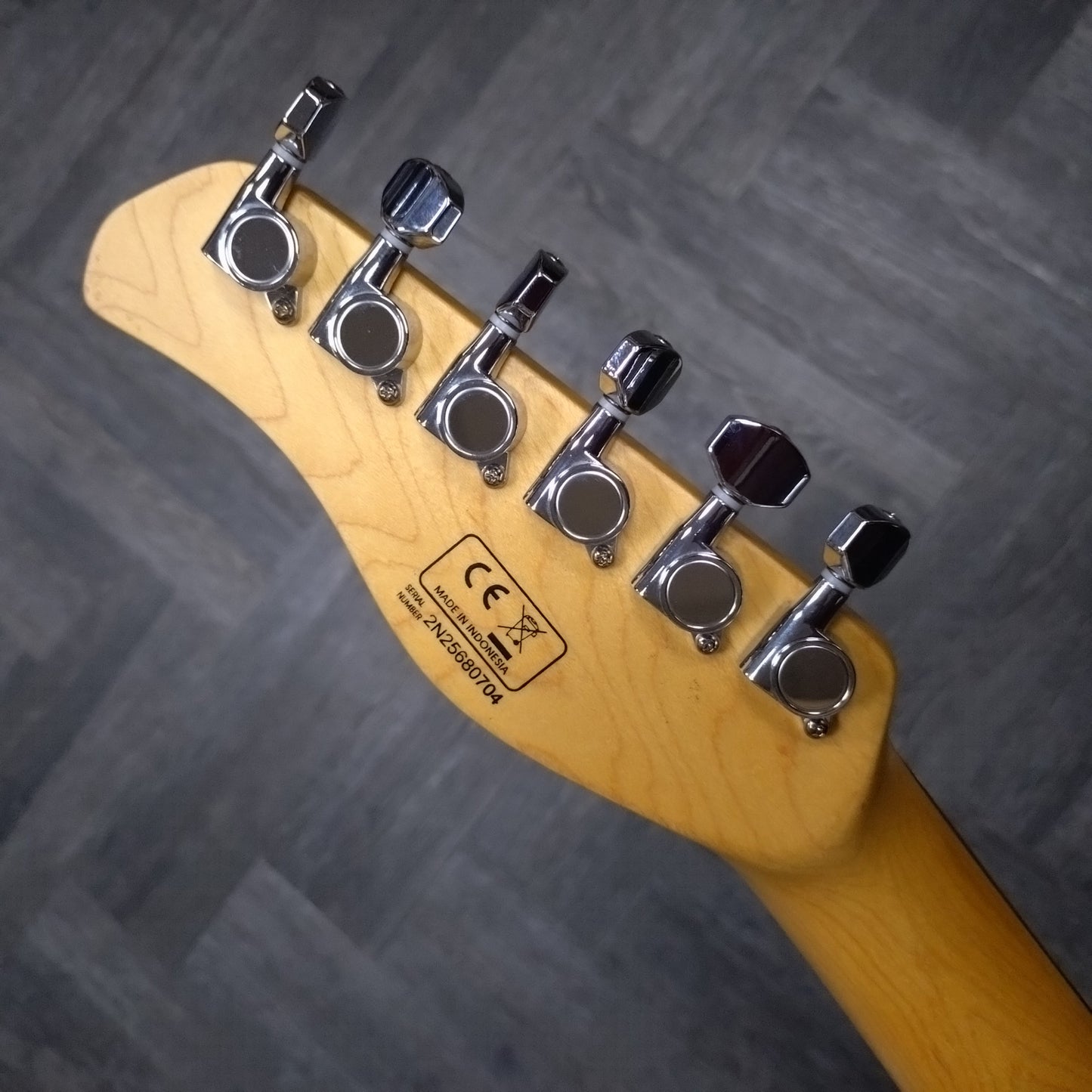 Sire Larry Carlton T3 ~ Surf Green Metallic [2025]