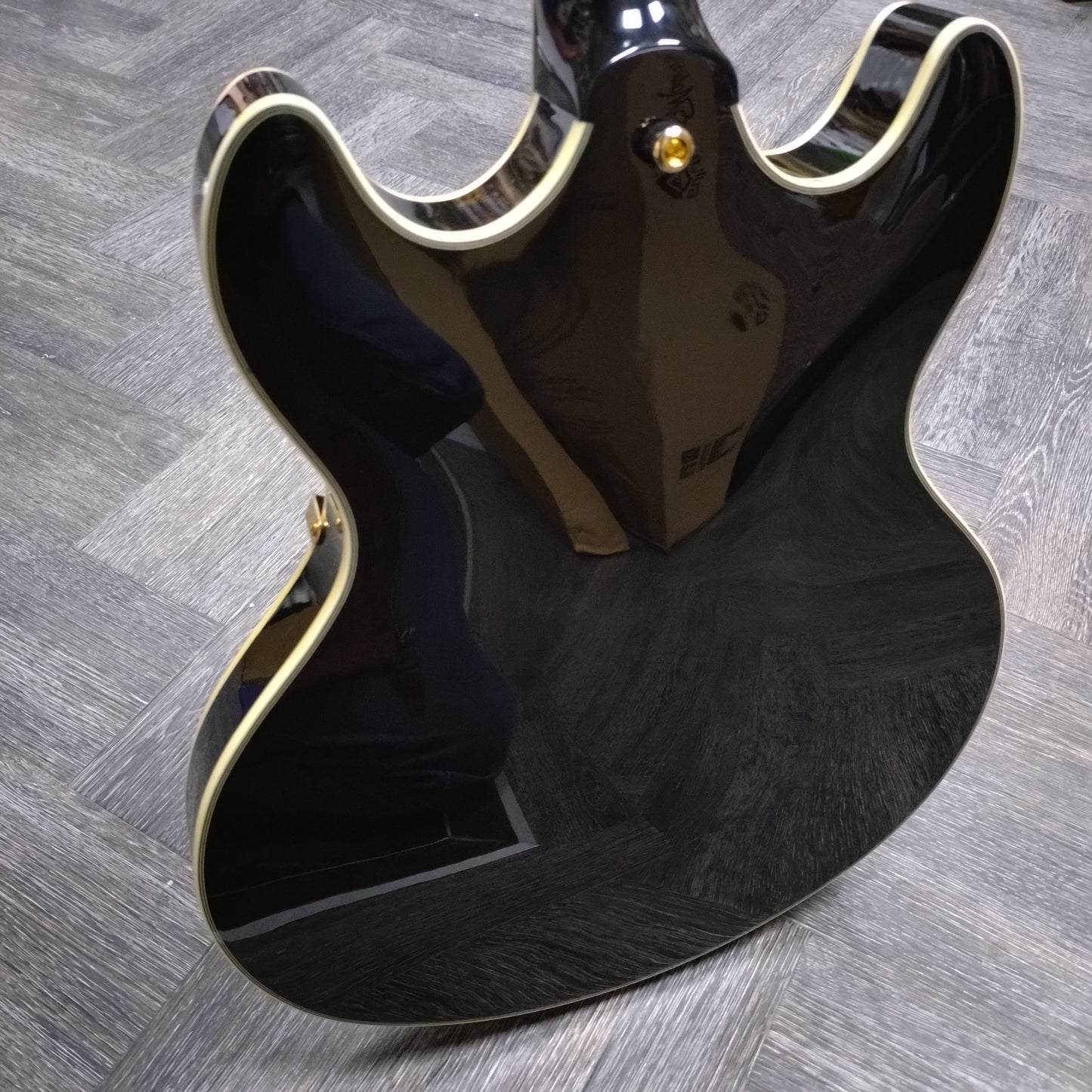 Sire Larry Carlton H7V Semi-Hollow ~ Black [2023]