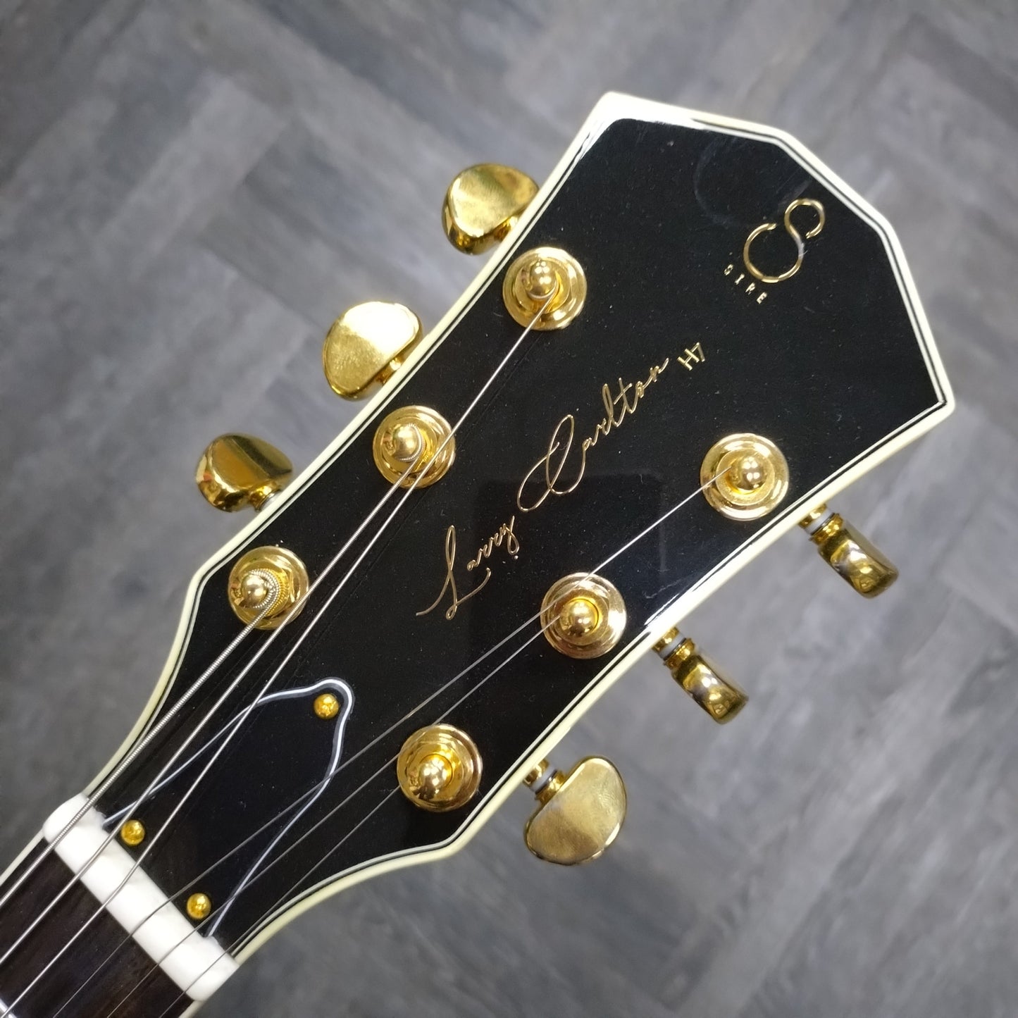 Sire Larry Carlton H7V Semi-Hollow ~ Black [2023]
