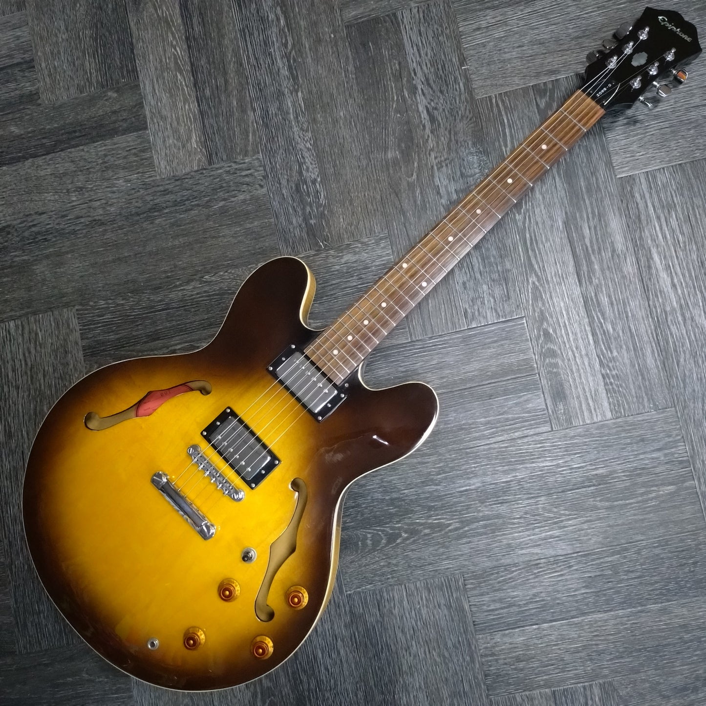 Epiphone Dot (Samick Factory) ~ Vintage Sunburst [2001]