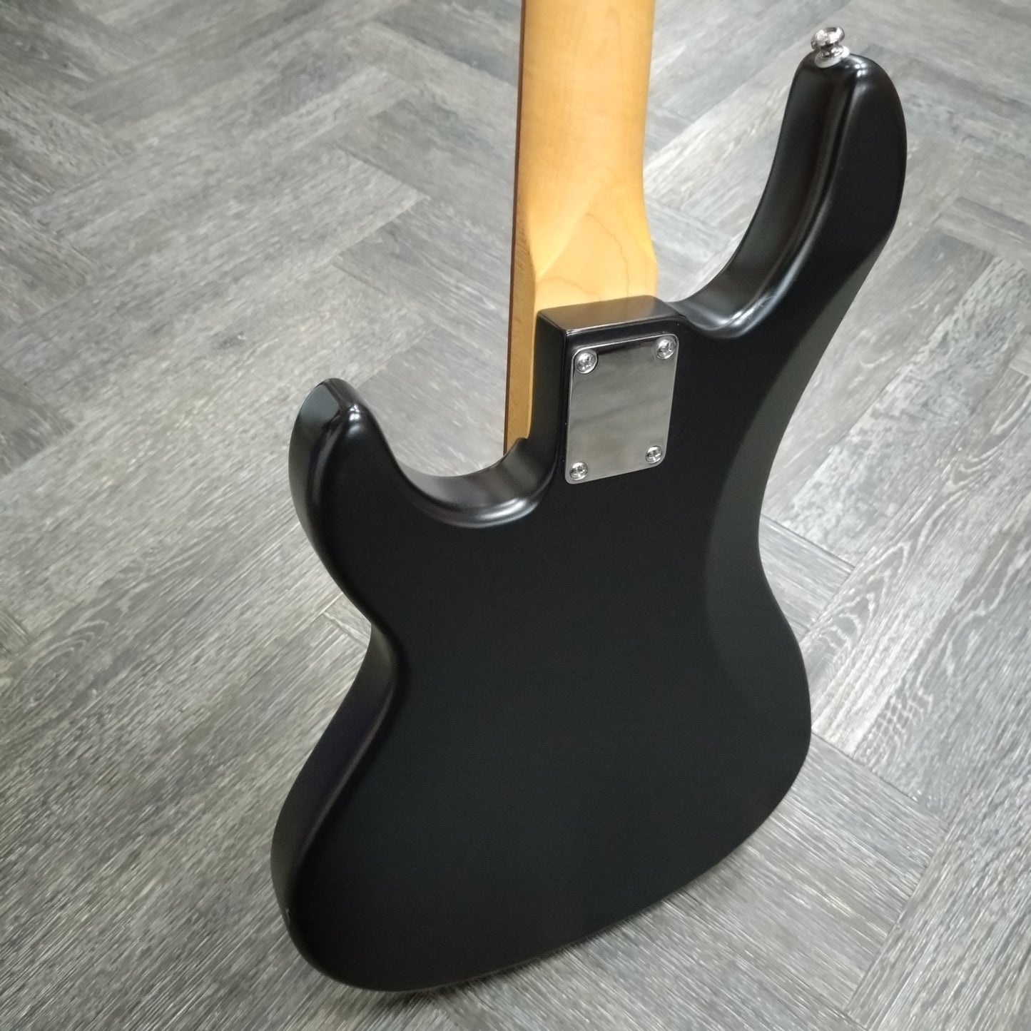 G&L Tribute Series SB-2 ~ Black Frost [2020]