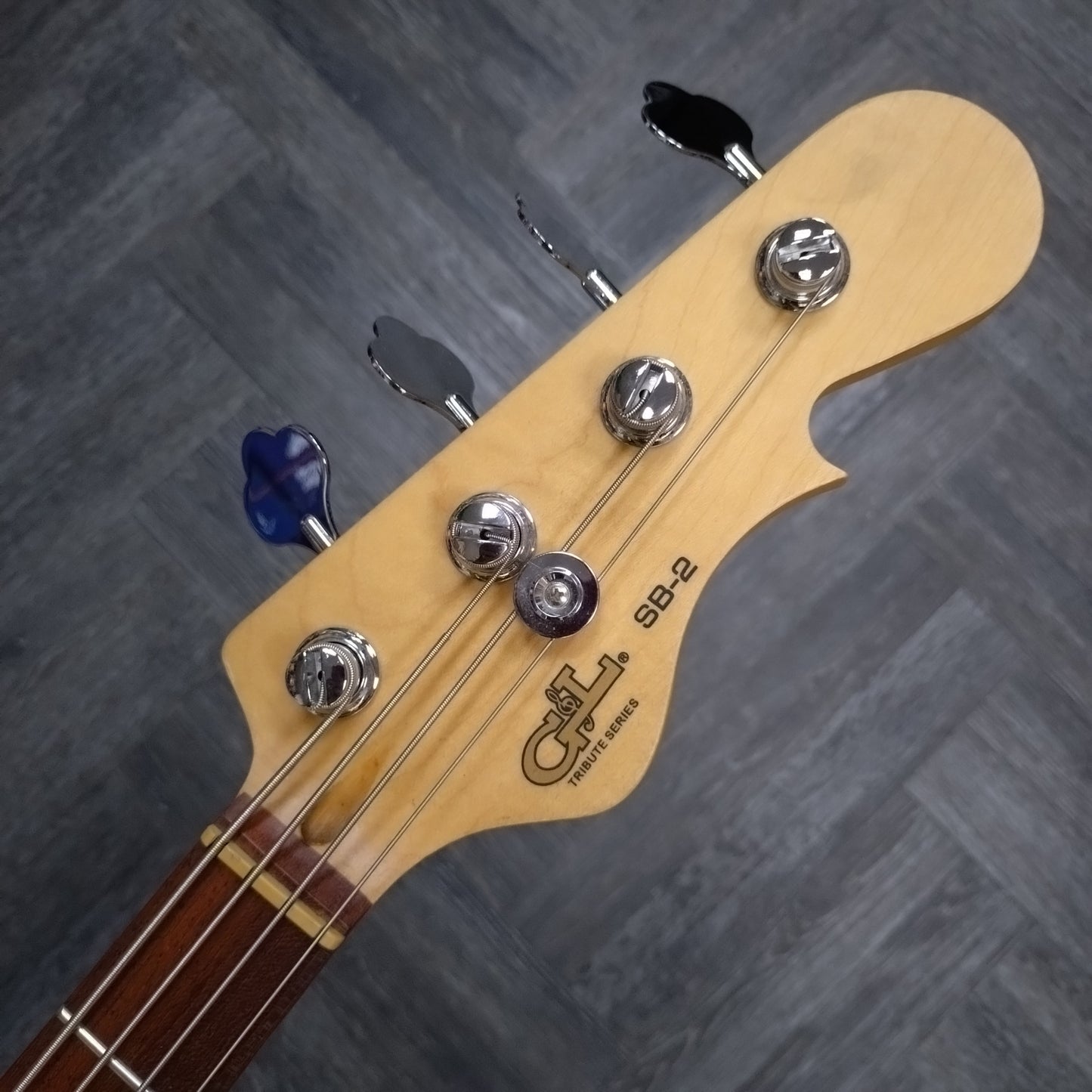 G&L Tribute Series SB-2 ~ Black Frost [2020]