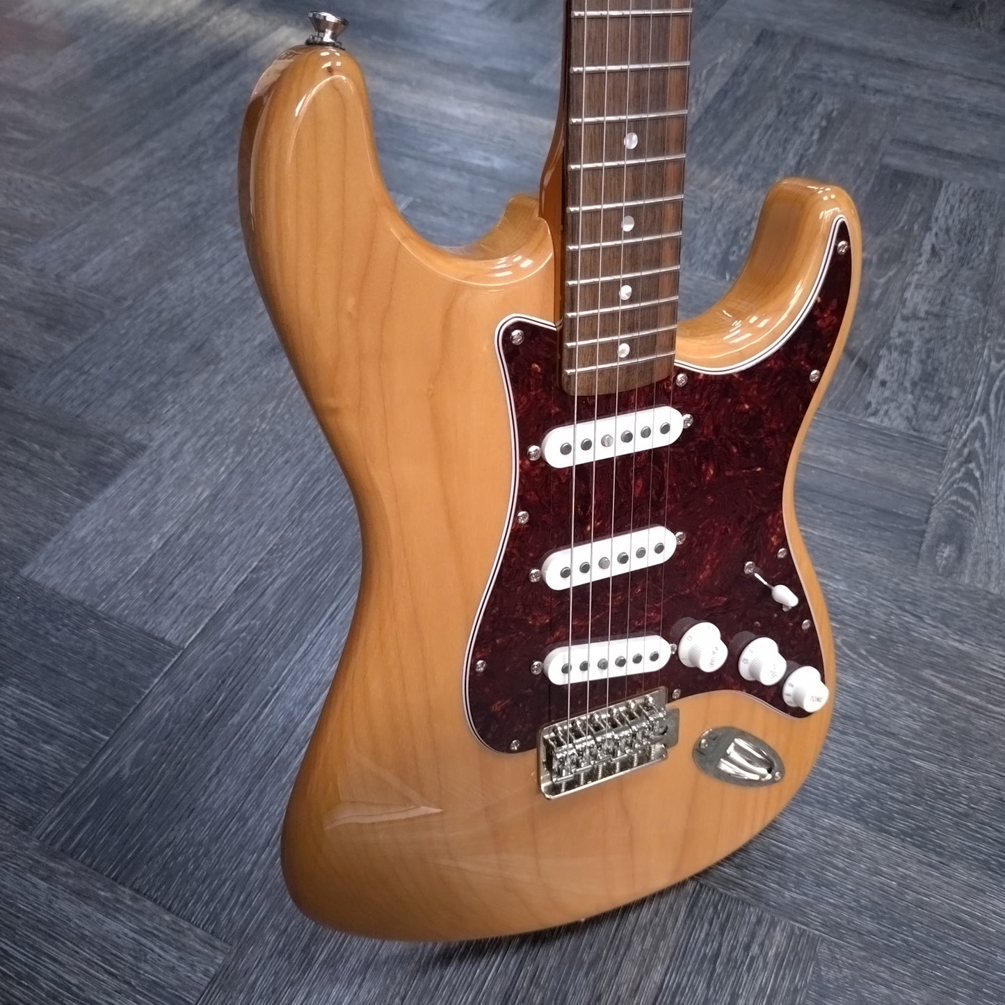 Squier Classic Vibe 70's Stratocaster ~ Natural [2024]