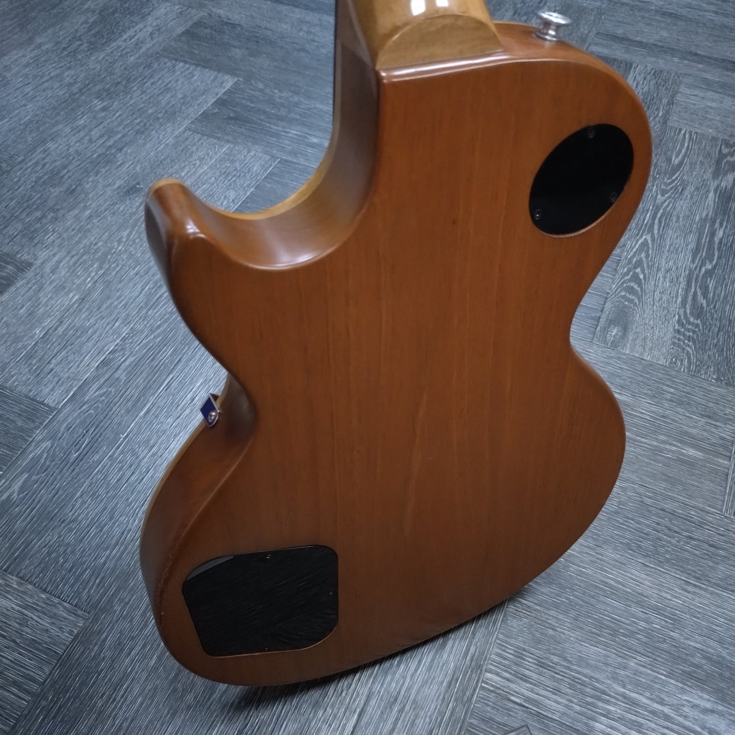 Gibson Les Paul Tribute ~ Honeyburst [2022]