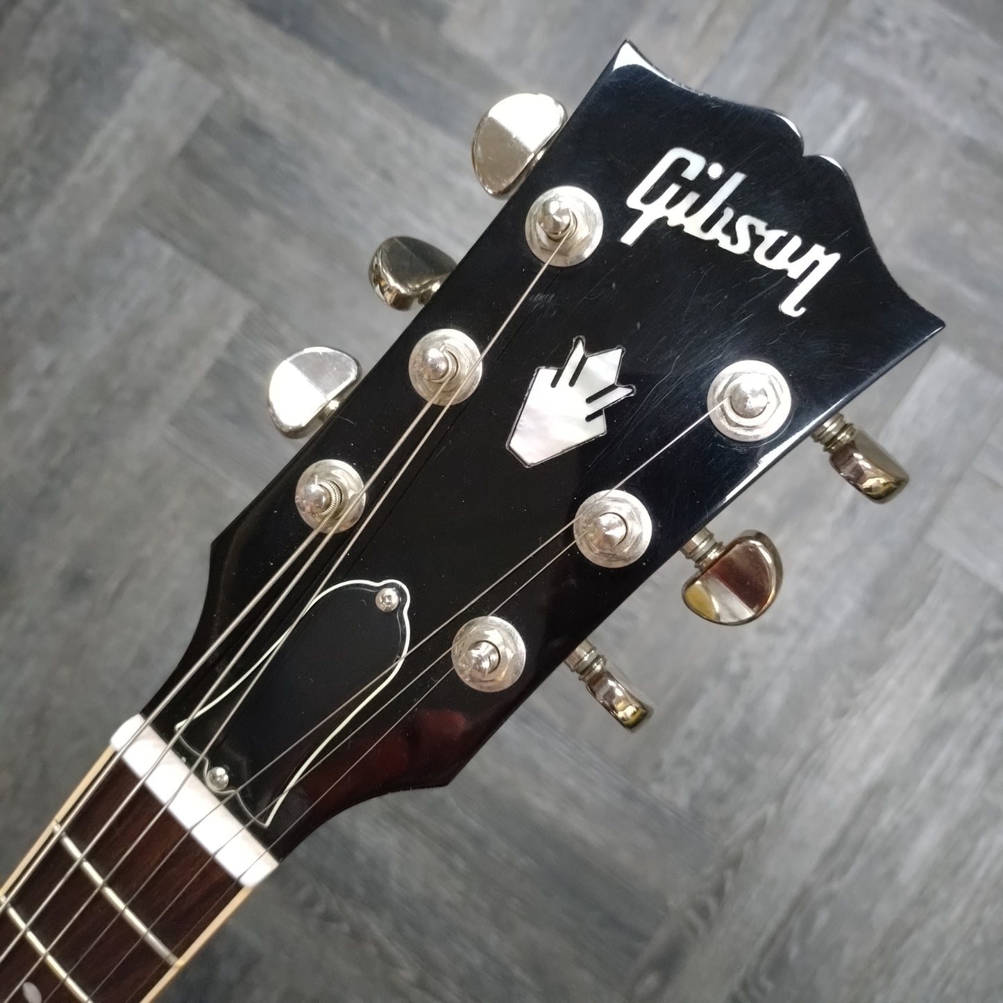 Gibson ES-335 Figured ~ Lightburst [2008]