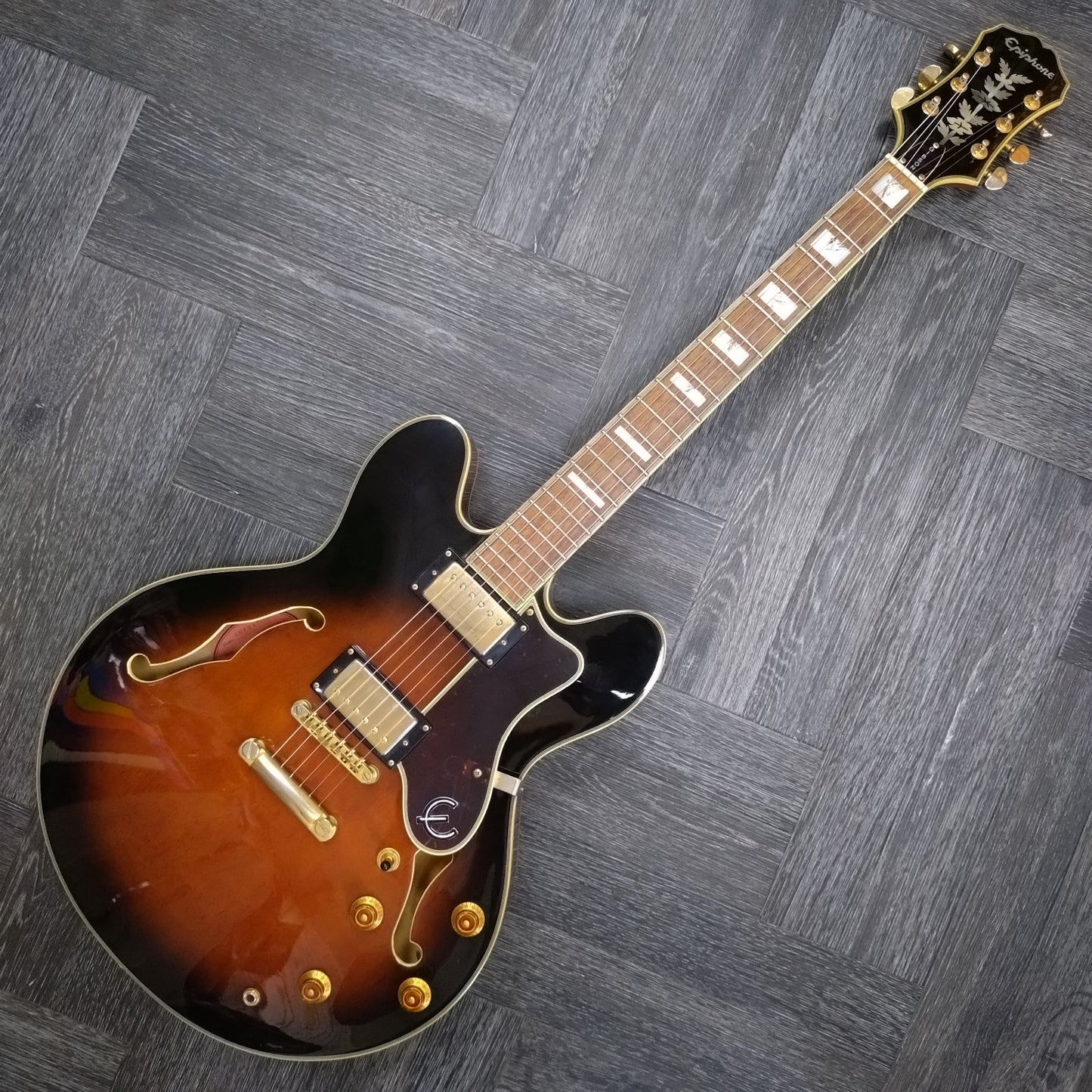 Epiphone Sheraton ii ~ Vintage Sunburst [2000]