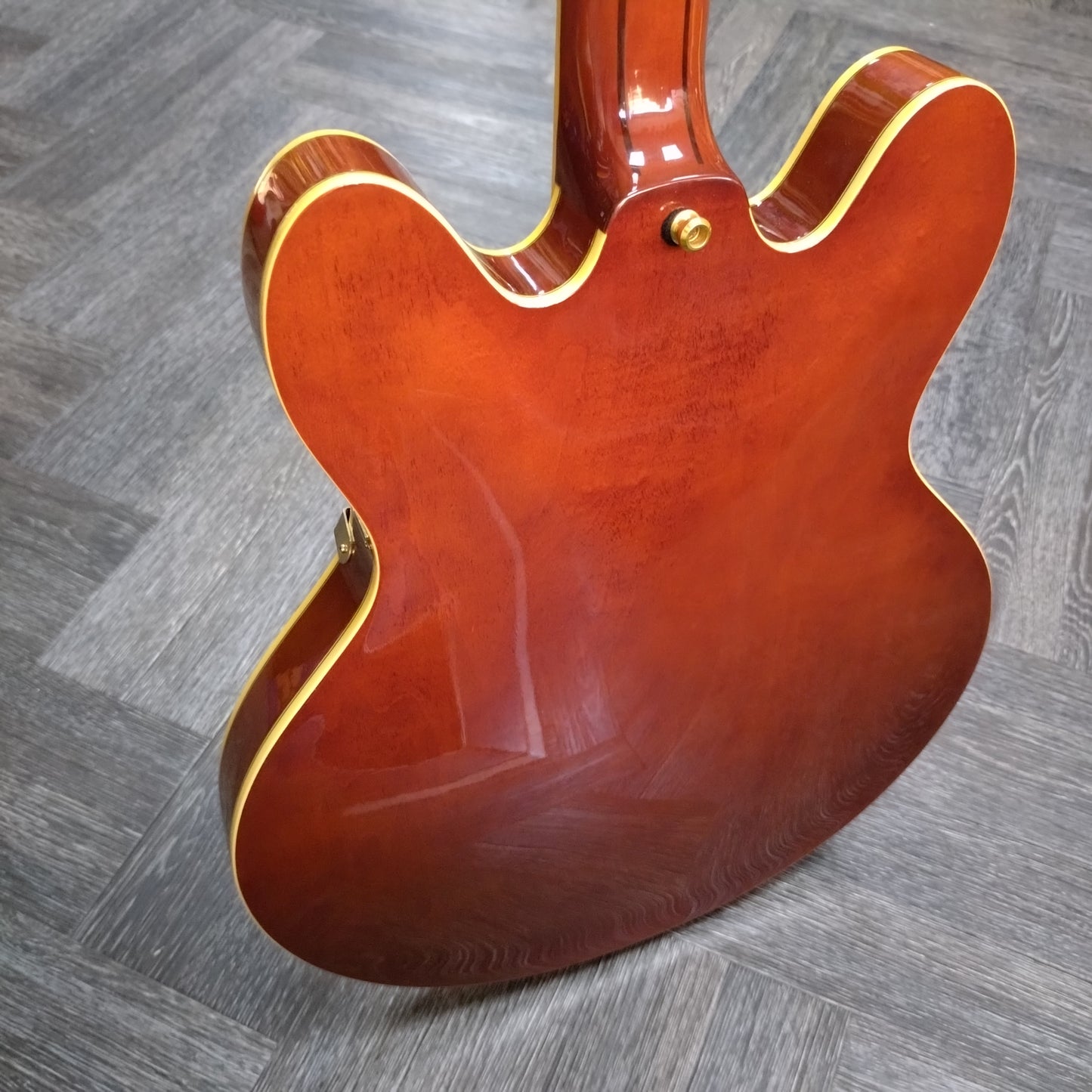 Epiphone Sheraton ii ~ Vintage Sunburst [2000]