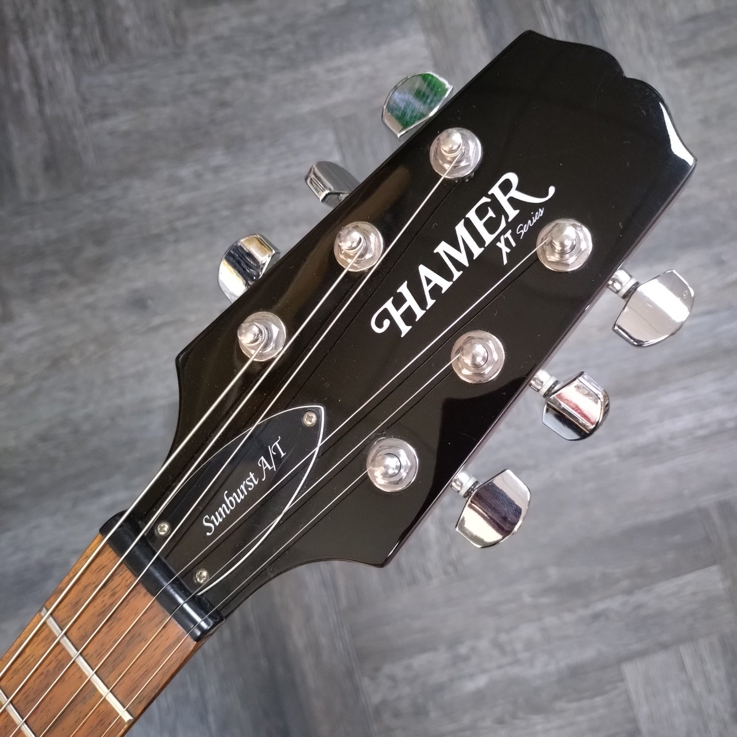 Hamer XT Series Archtop ~ Purple Sunburst [2006]