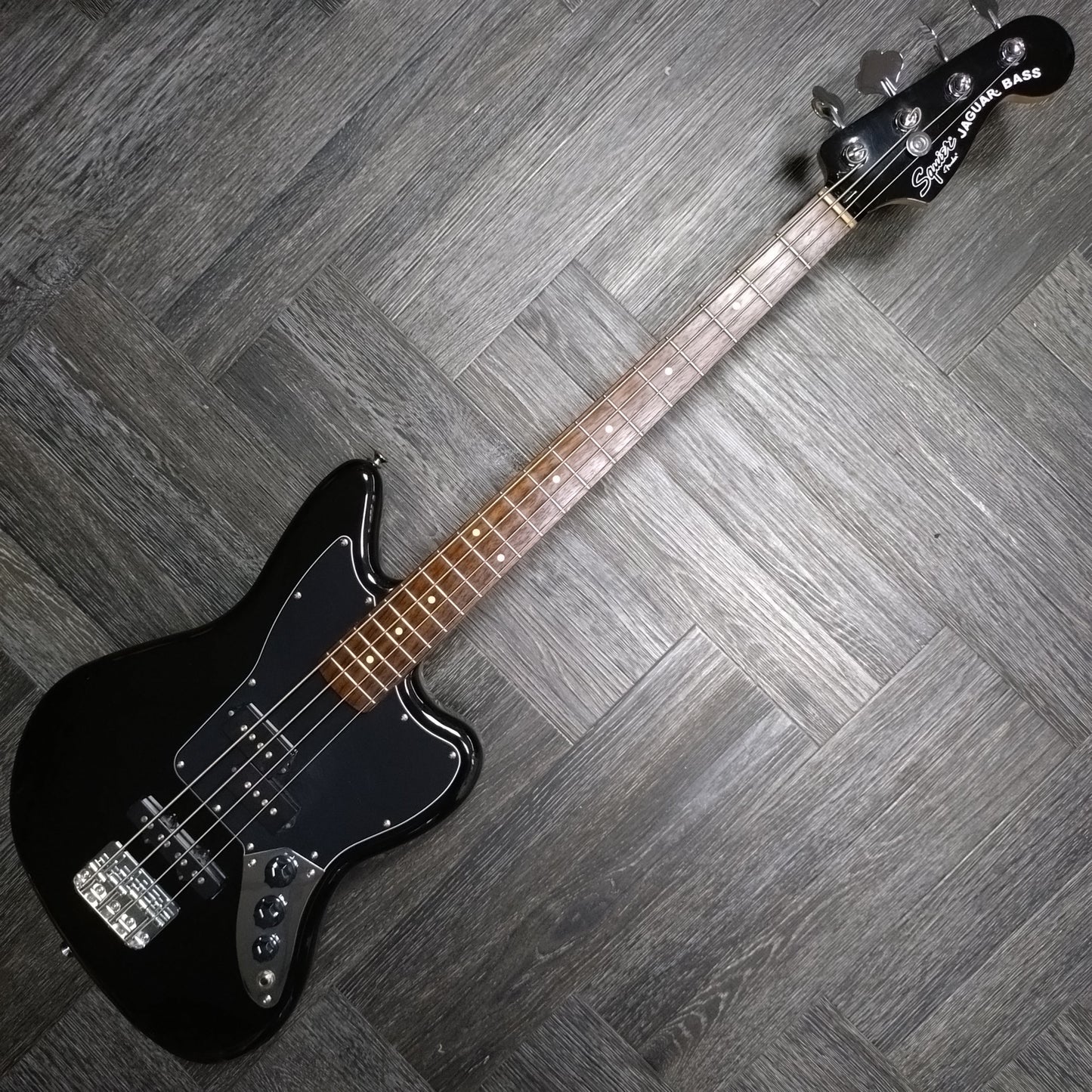 Squier Vintage Modified Jaguar Bass Special ~ Black [2016]