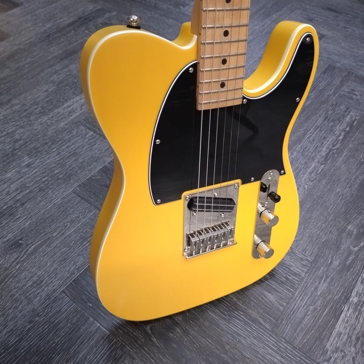 Reverend Pete Anderson Eastsider E ~ Satin Vintage Yellow [2024]