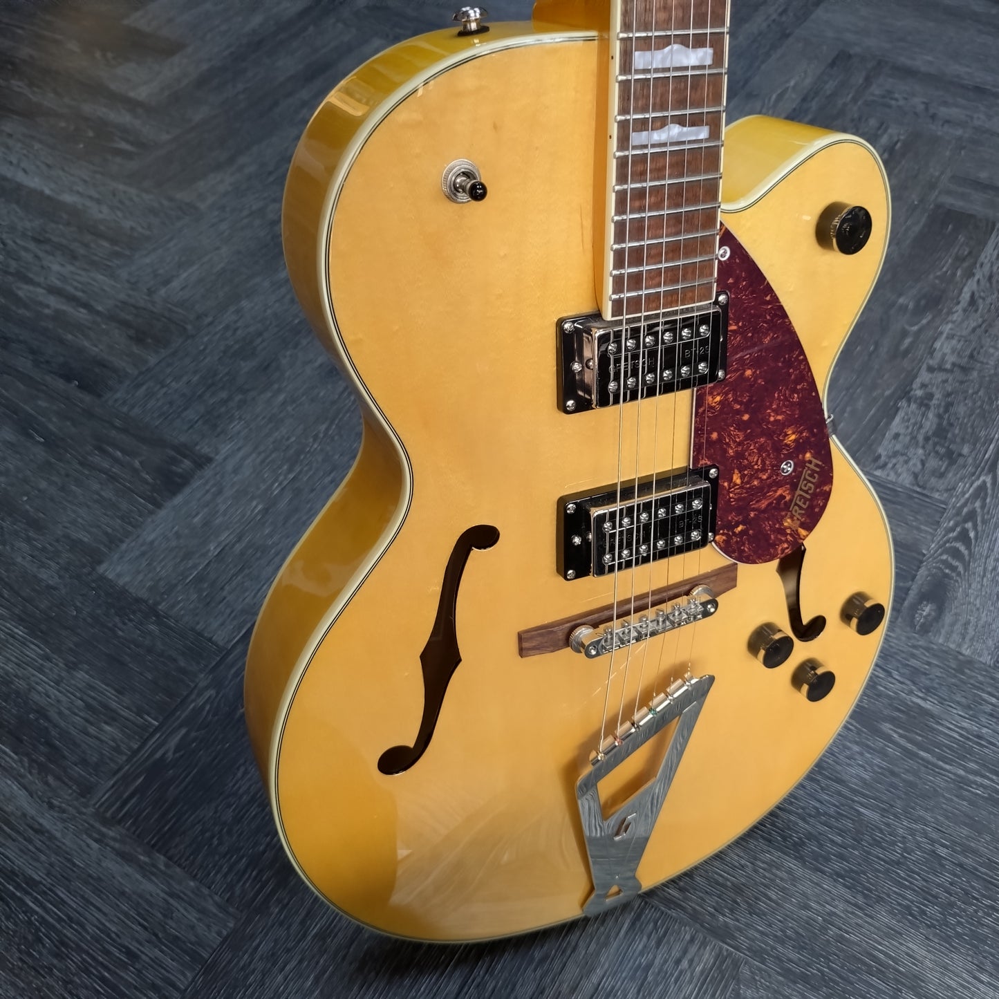 Gretsch Streamliner G2420 ~ Village Amber [2020]