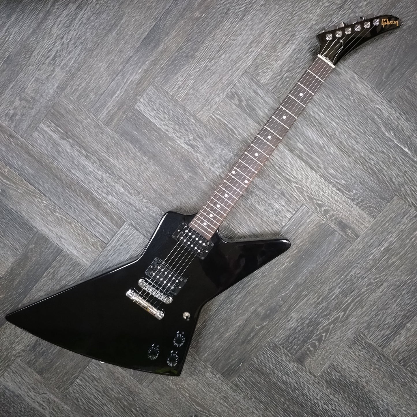 Gibson 80s Explorer ~ Ebony [2024]