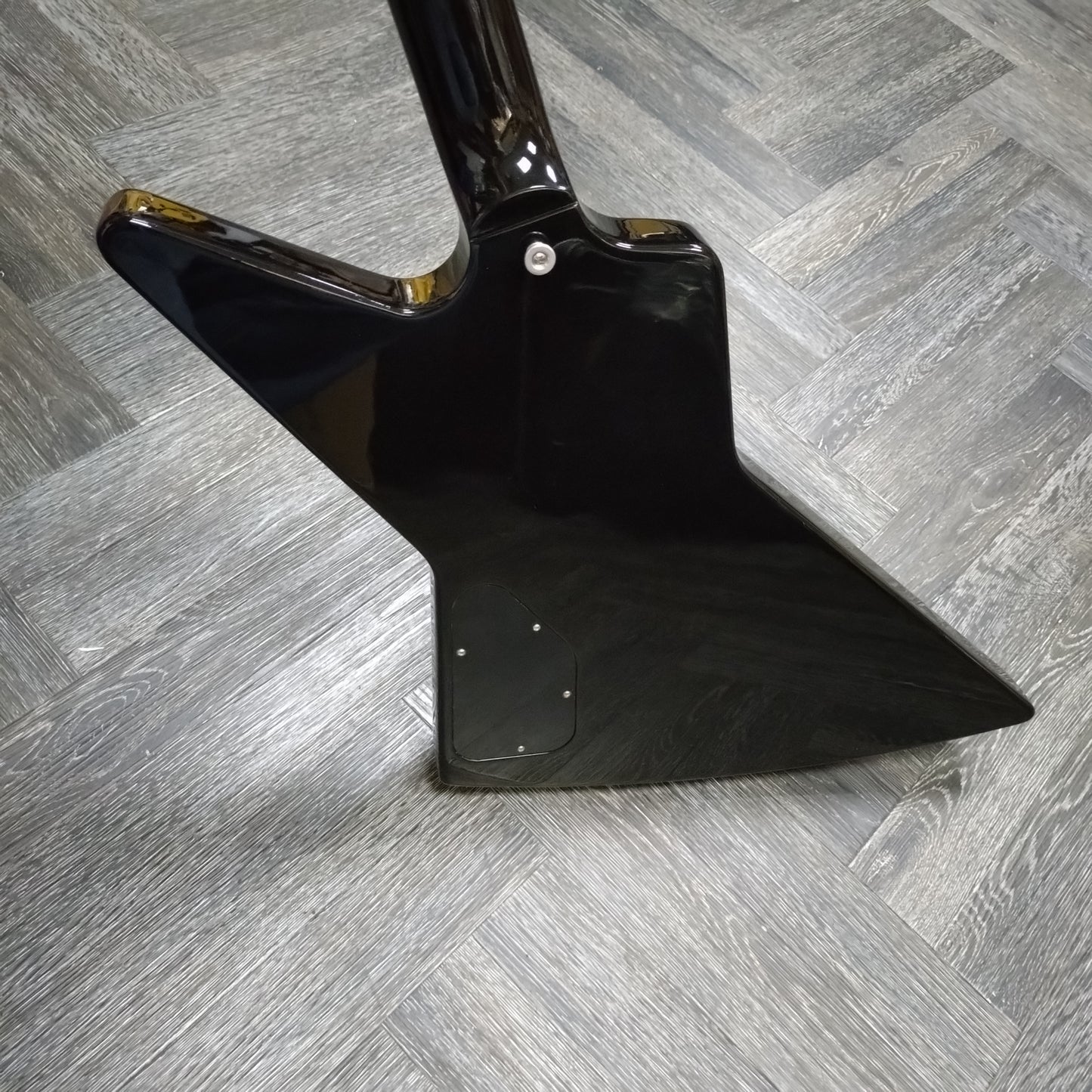 Gibson 80s Explorer ~ Ebony [2024]