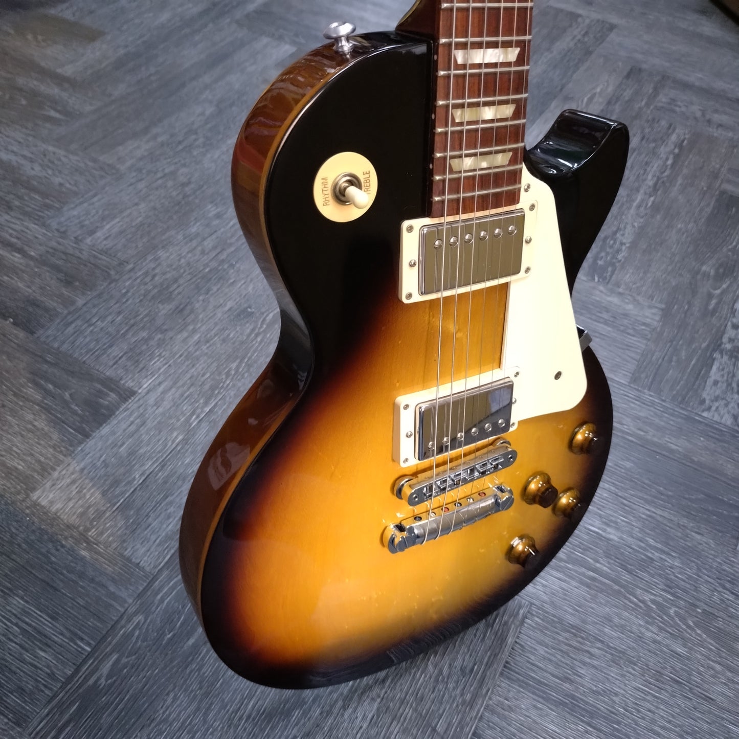 Gibson Les Paul Studio T ~ Vintage Sunburst [2016]